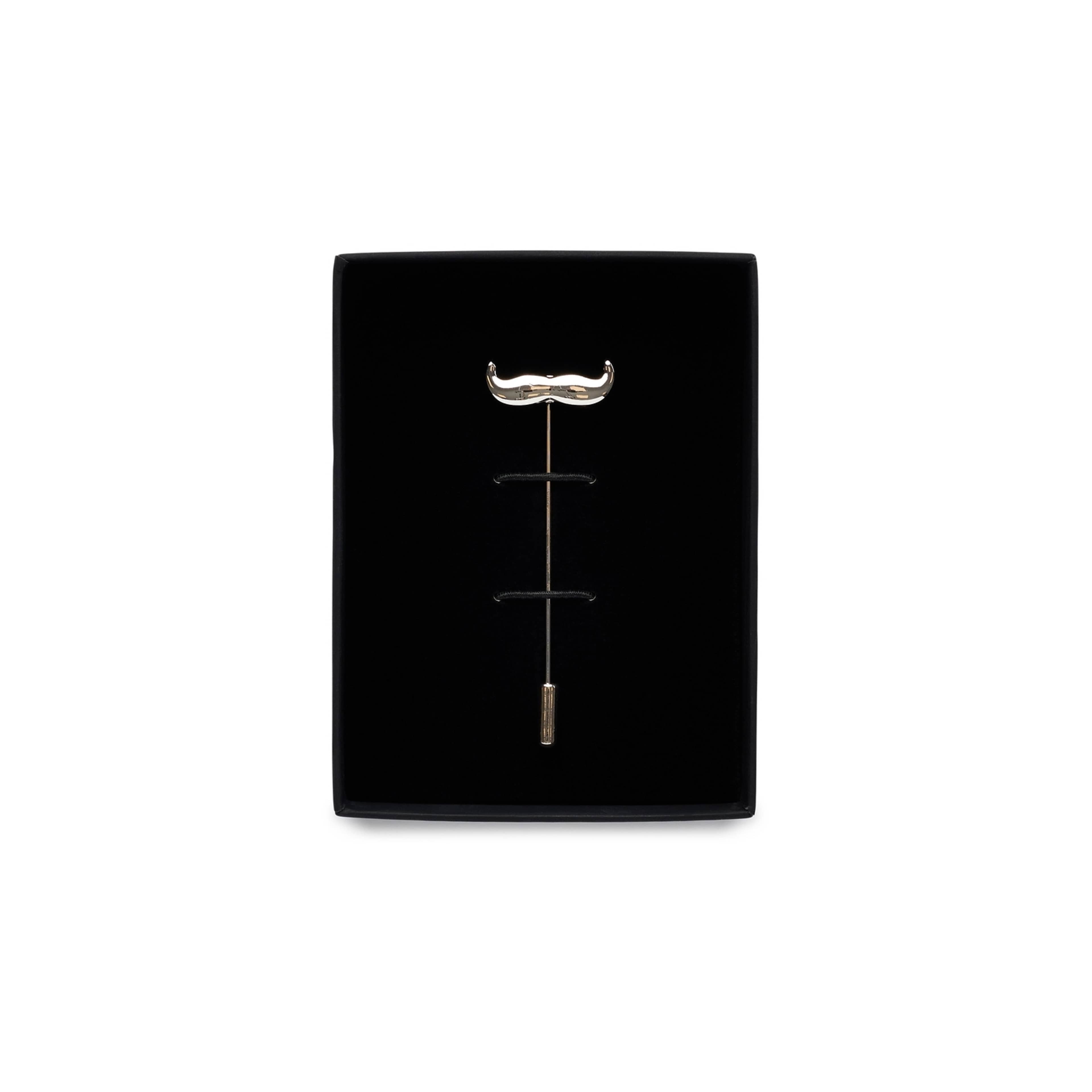 Lapel Pin Mustasch, från John Henric, i färgen silver. Klicka för att öppna bilden i stort format