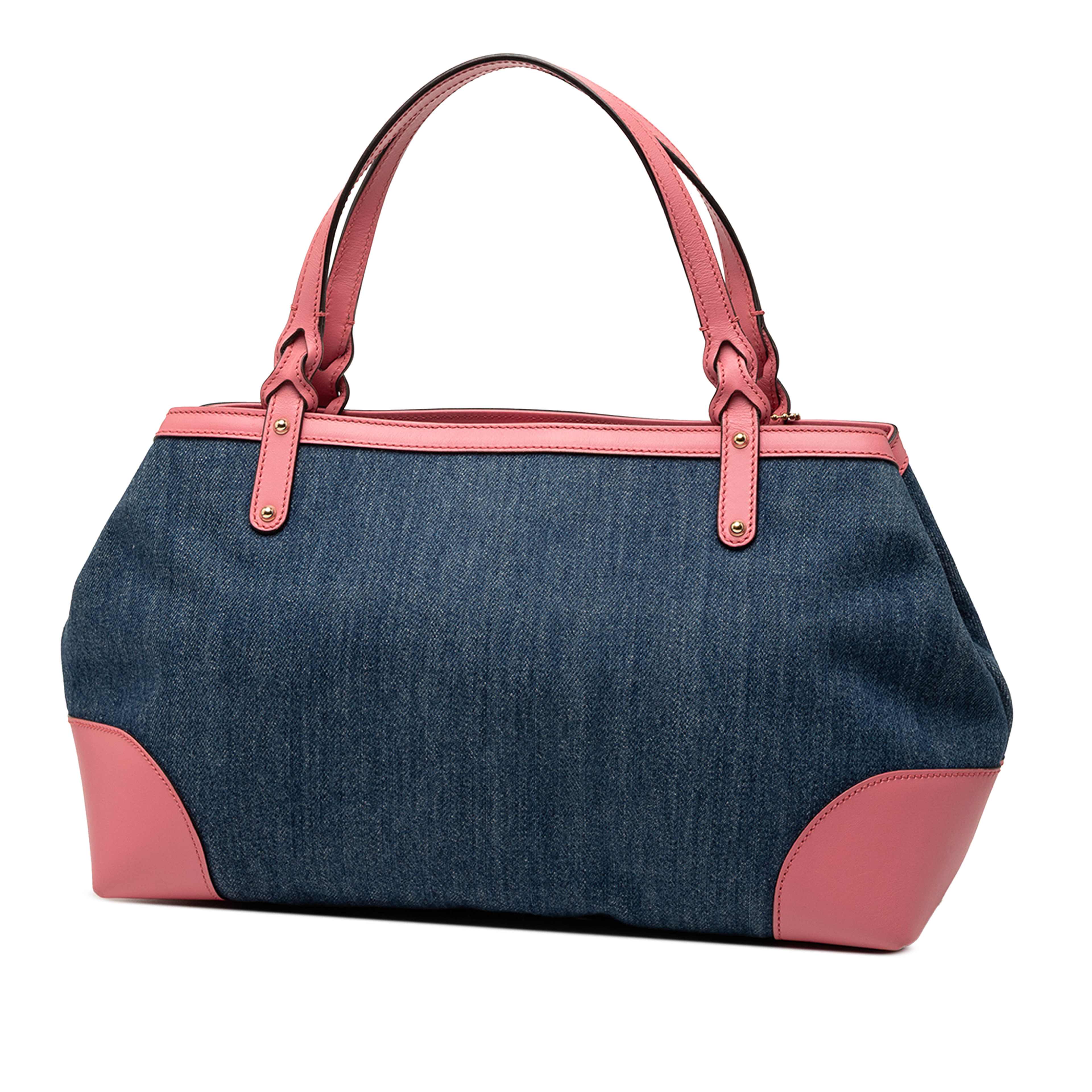 Gucci Denim Craft Tote, från Luxclusif, i färgen denim. Klicka för att öppna bilden i stort format