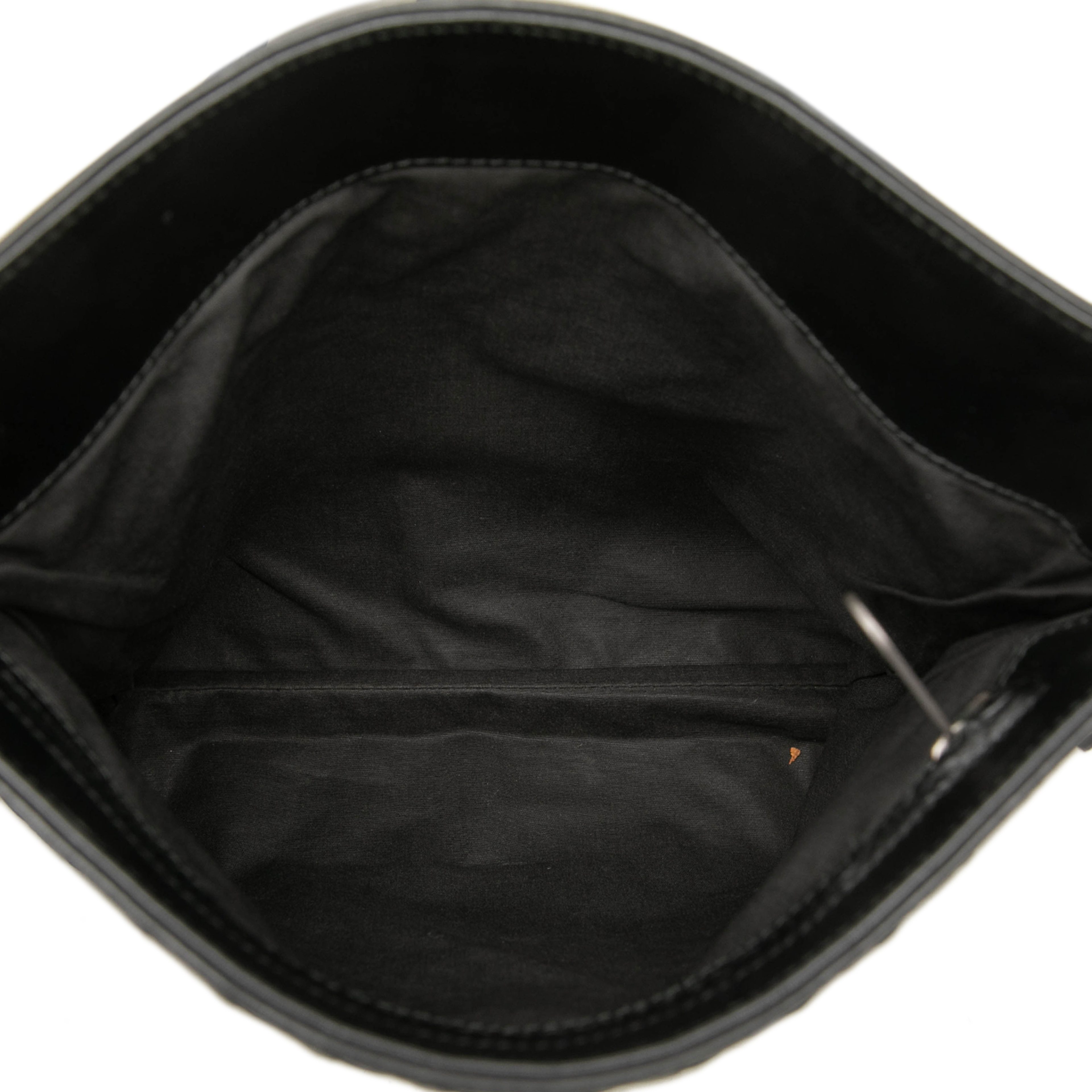 Bottega Veneta Nappa Intrecciato Vn Crossbody, från Luxclusif, i färgen svart. Klicka för att öppna bilden i stort format