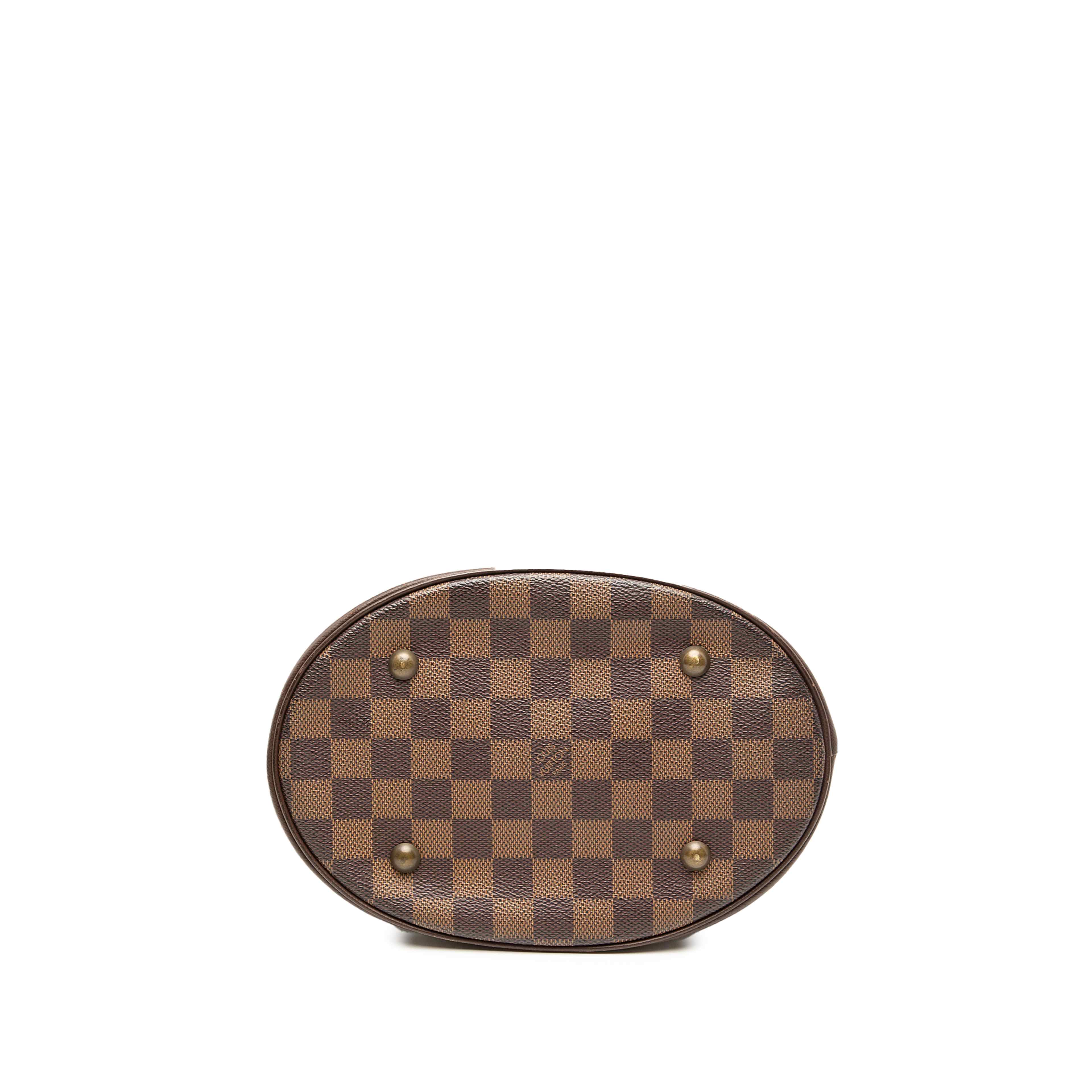Louis Vuitton Damier Ebene Marais, från Luxclusif, i färgen brown. Klicka för att öppna bilden i stort format