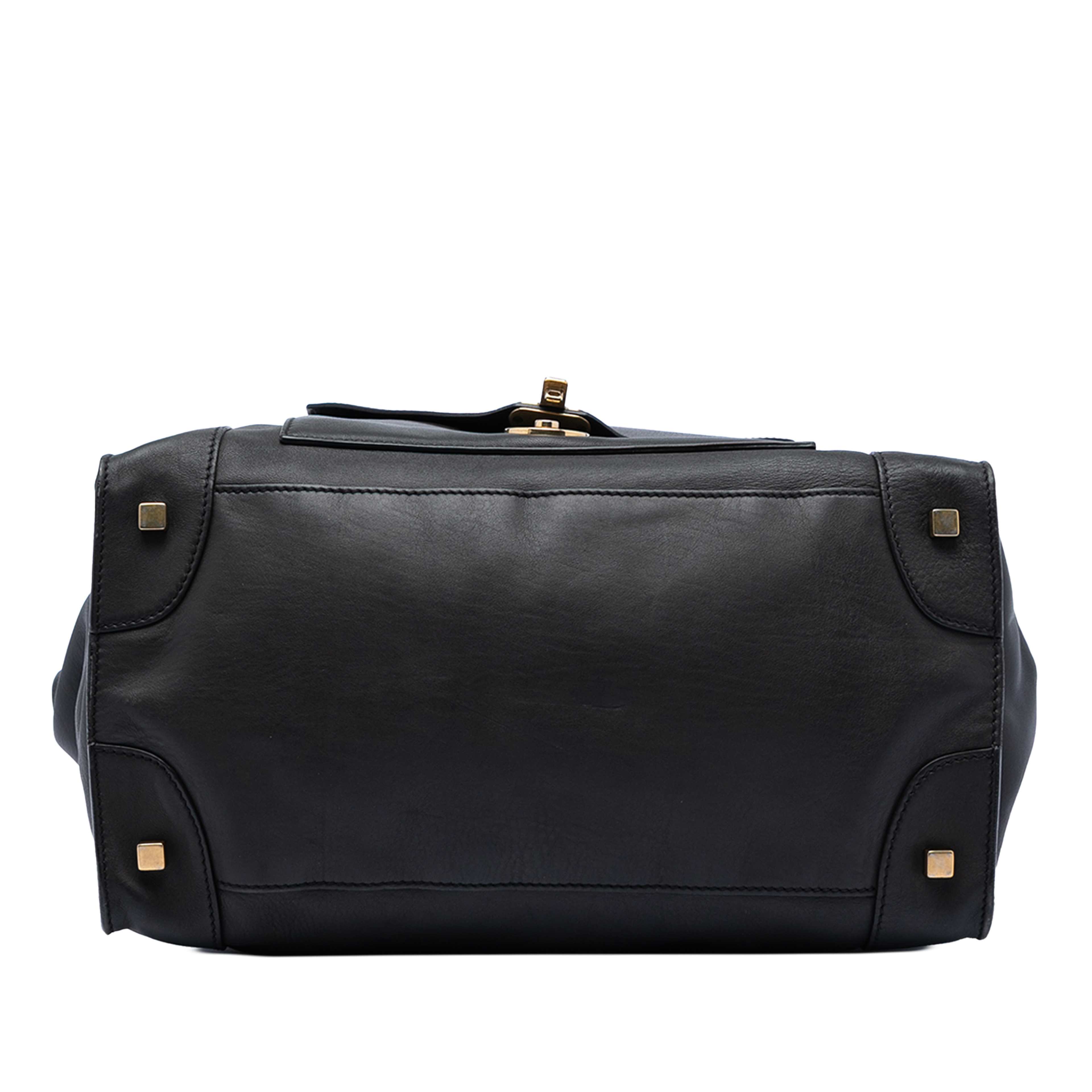 Celine Leather Envelope Luggage Tote, från Luxclusif, i färgen black. Klicka för att öppna bilden i stort format