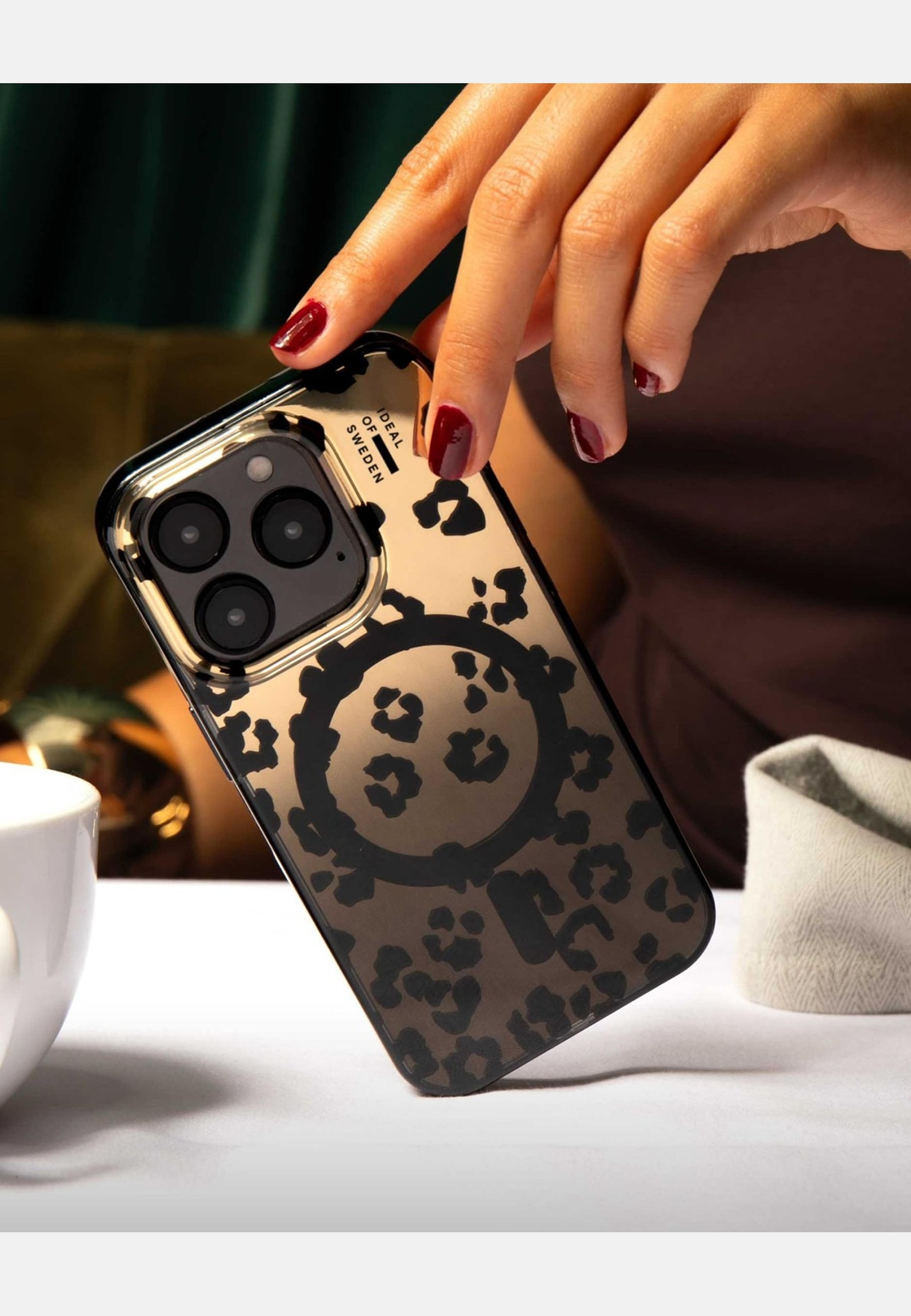 Mirror Case Magsafe Iphone - Leo Ombre