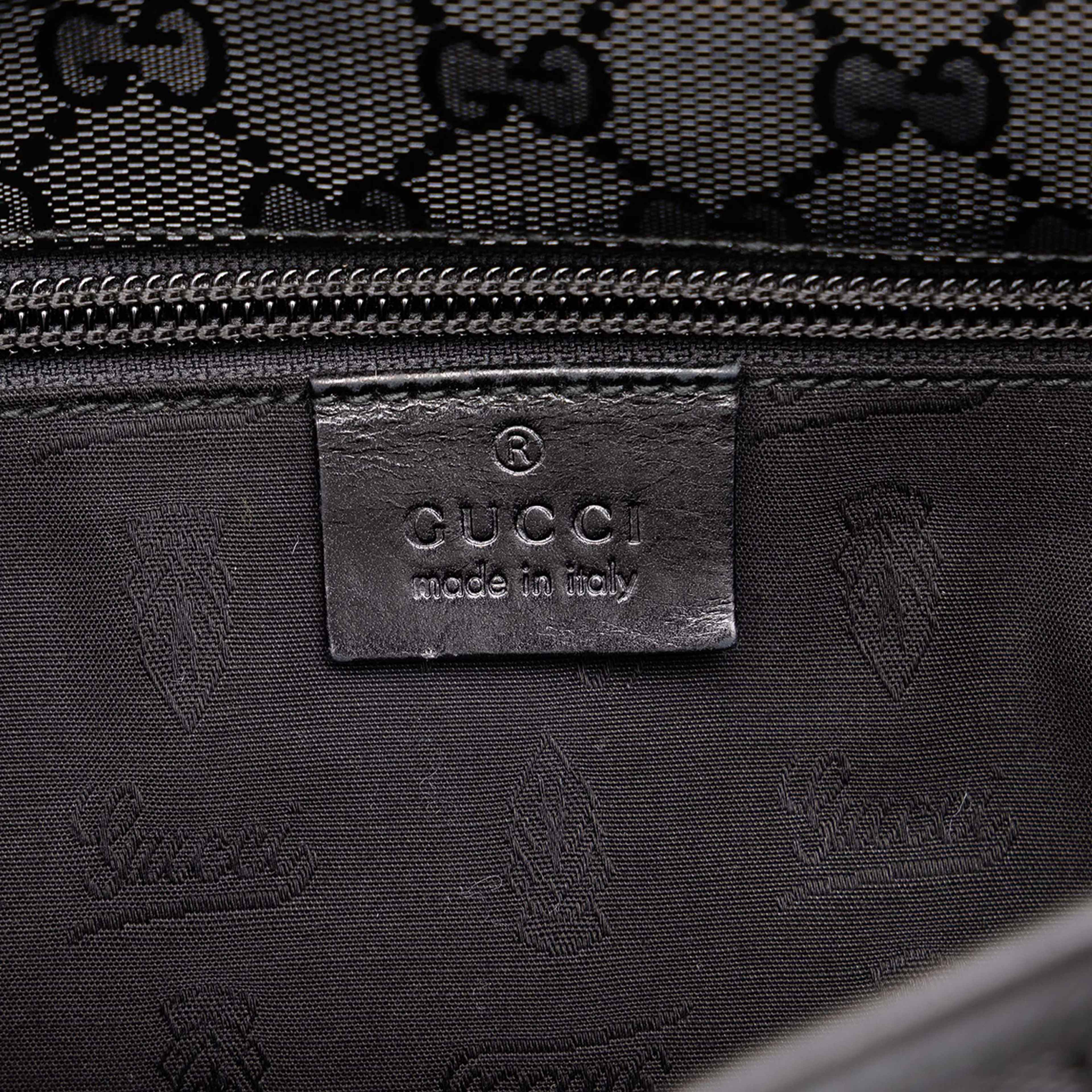 Gucci Gg Imprime Crossbody, från Luxclusif, i färgen svart. Klicka för att öppna bilden i stort format