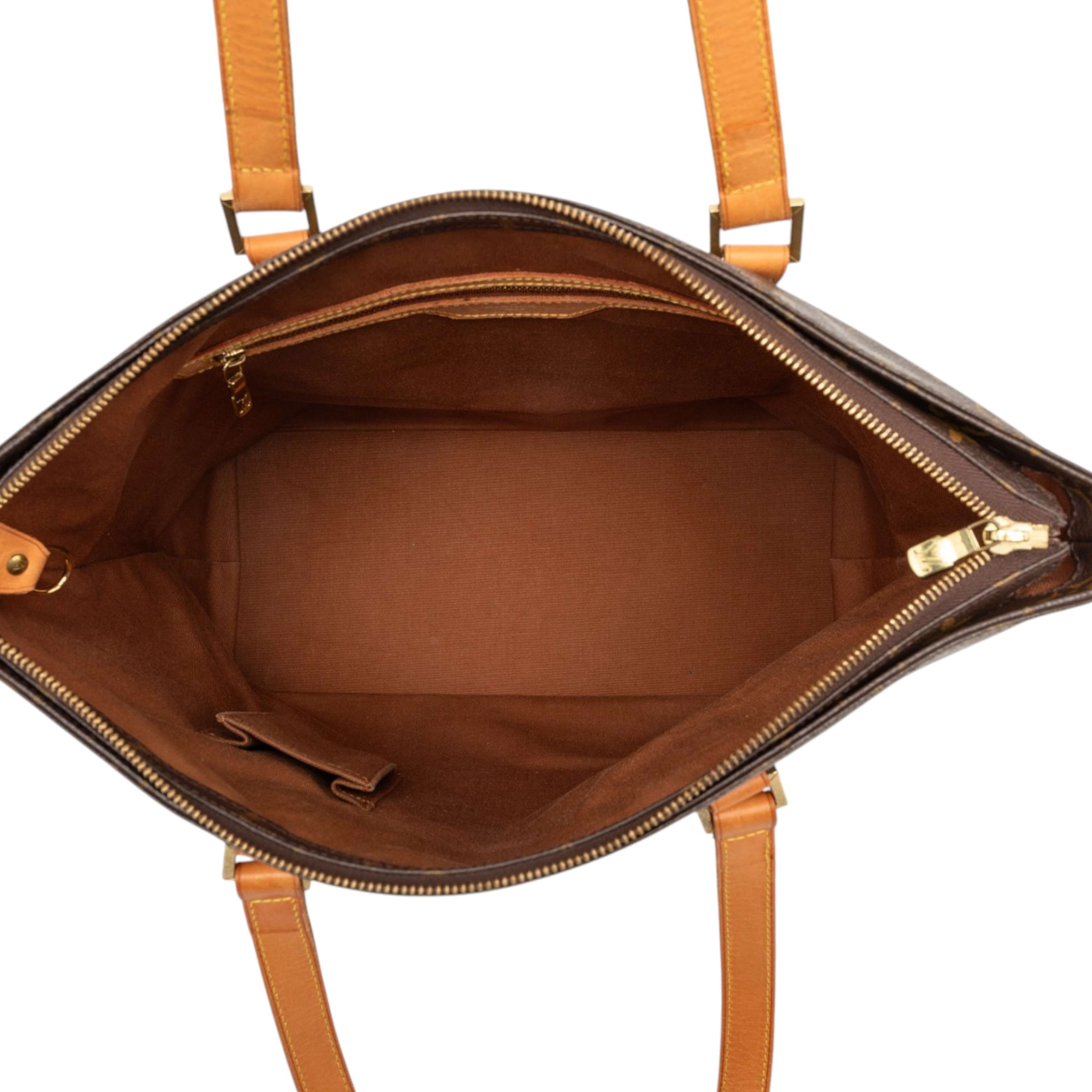 Louis Vuitton Monogram Cabas Mezzo, från Luxclusif, i färgen brun. Klicka för att öppna bilden i stort format
