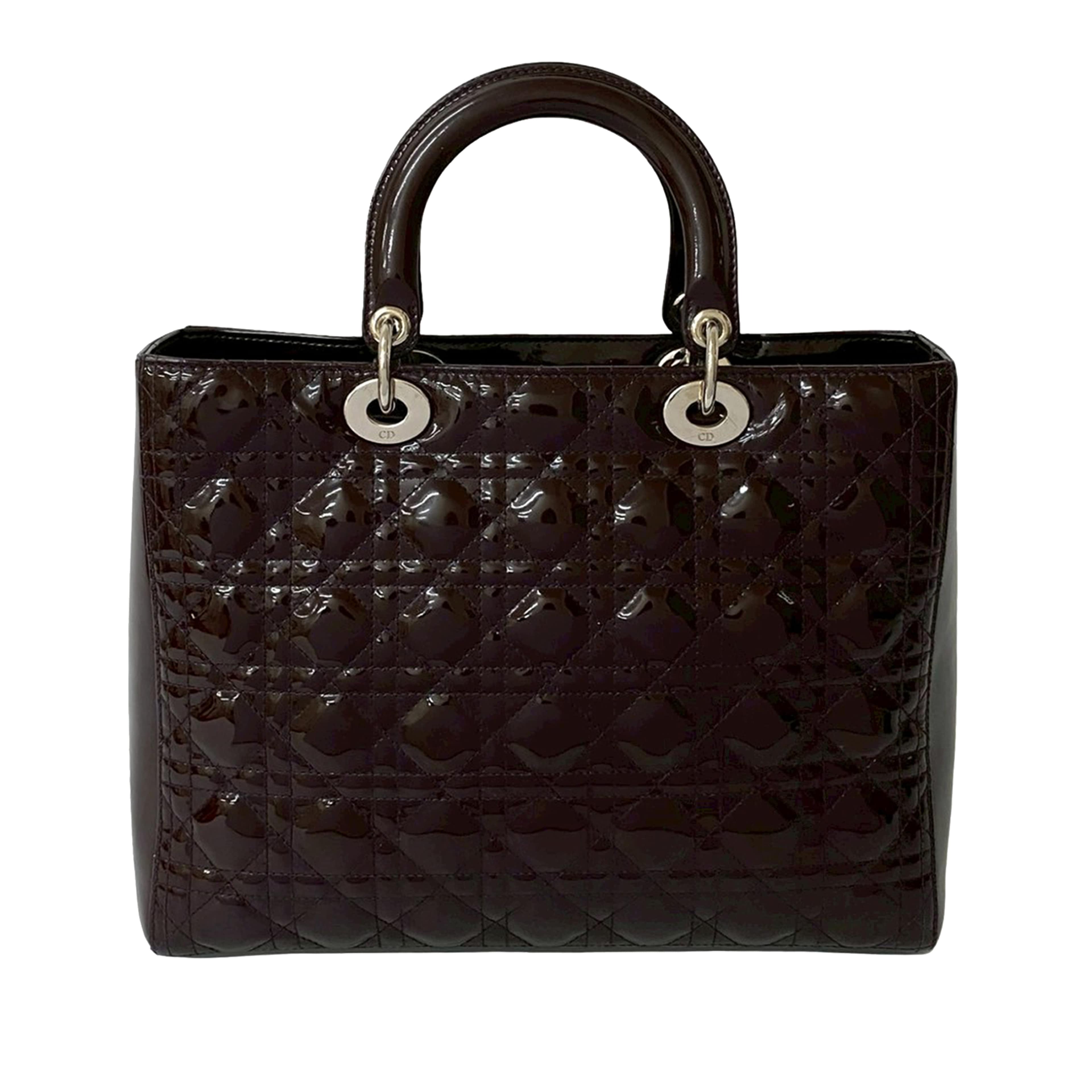 Dior Large Patent Cannage Lady Dior, från Luxclusif, i färgen dark brown. Klicka för att öppna bilden i stort format