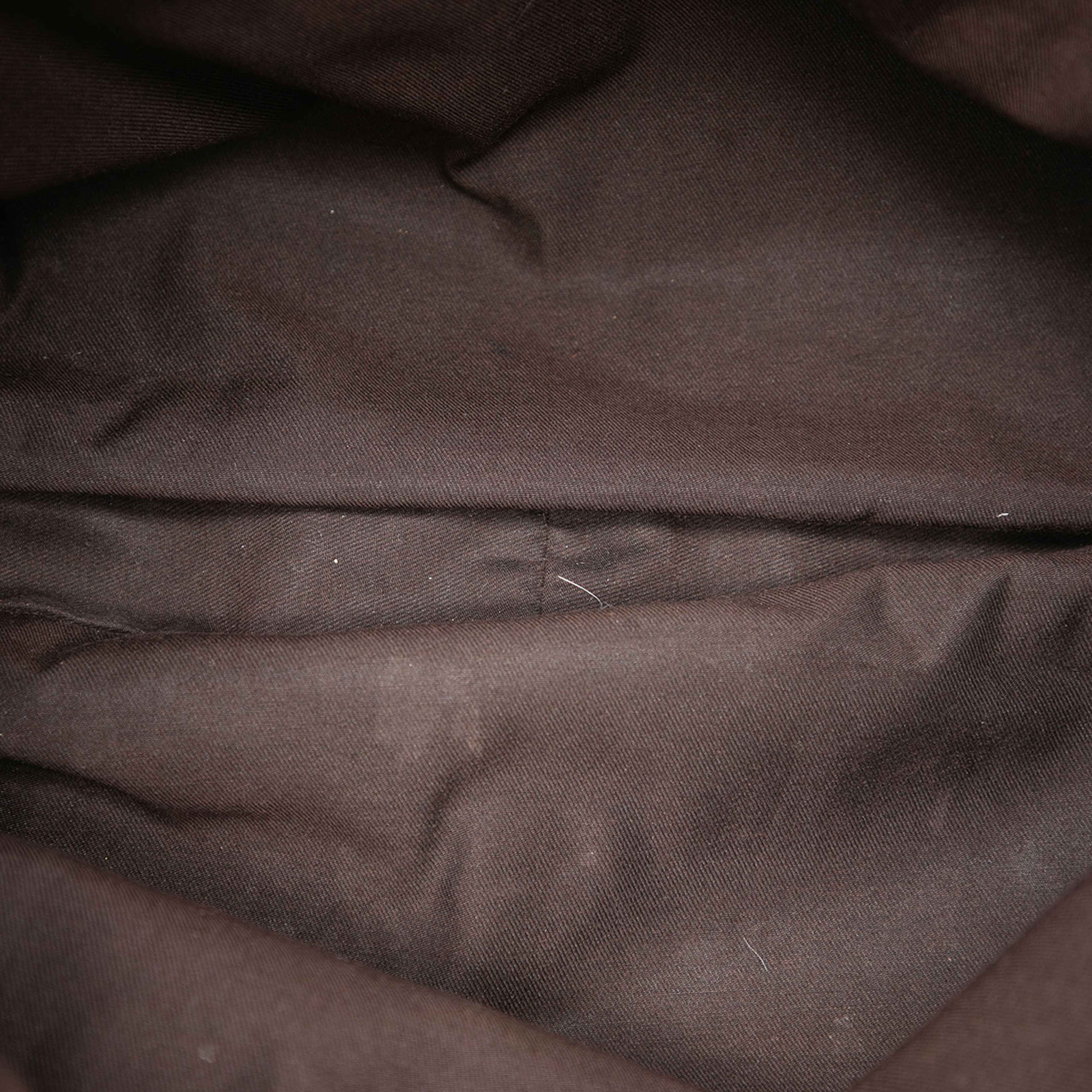 Gucci Gg Canvas Interlocking Icon Drawstring Hobo, från Luxclusif, i färgen beige. Klicka för att öppna bilden i stort format