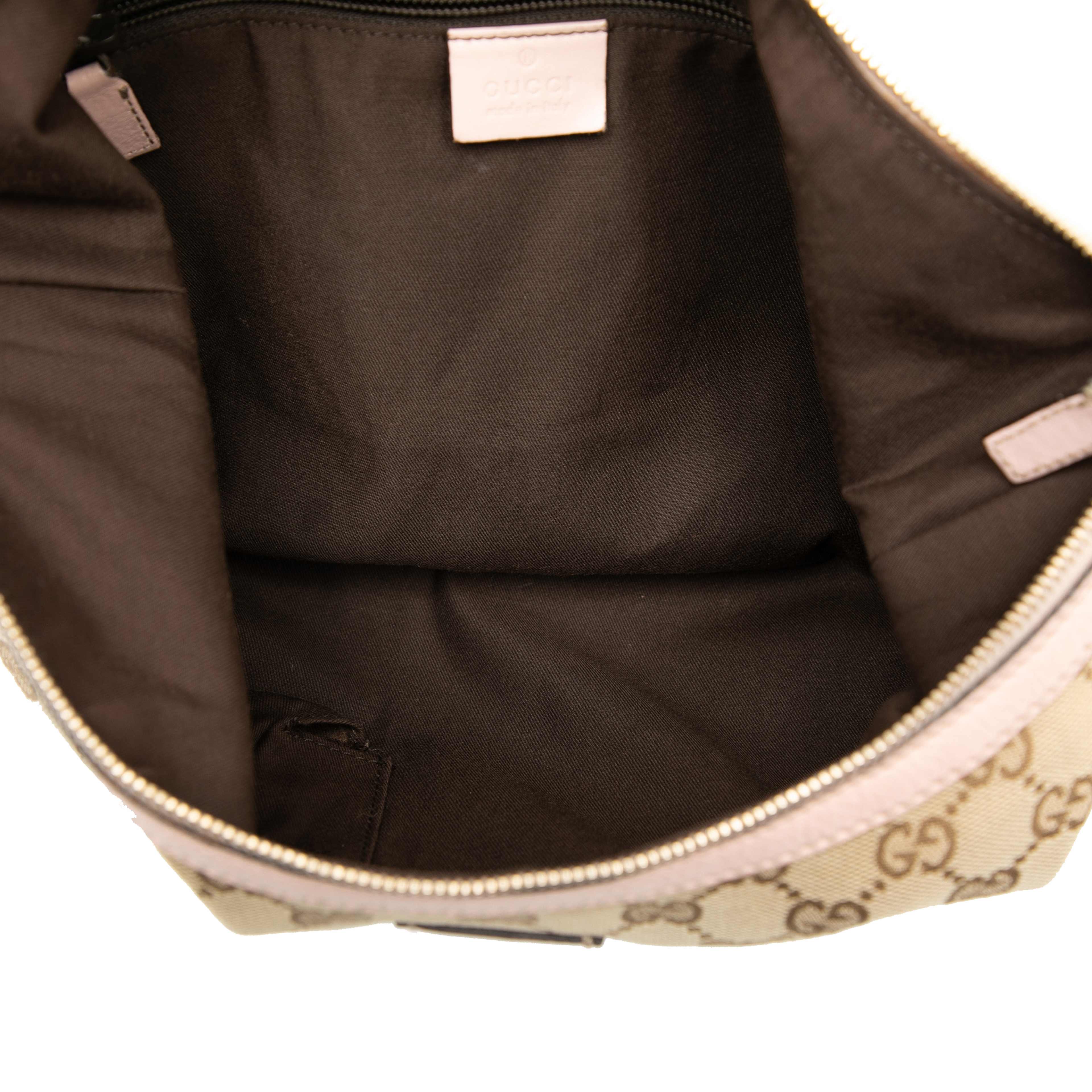 Gucci Gg Canvas Web Crossbody, från Luxclusif, i färgen beige. Klicka för att öppna bilden i stort format