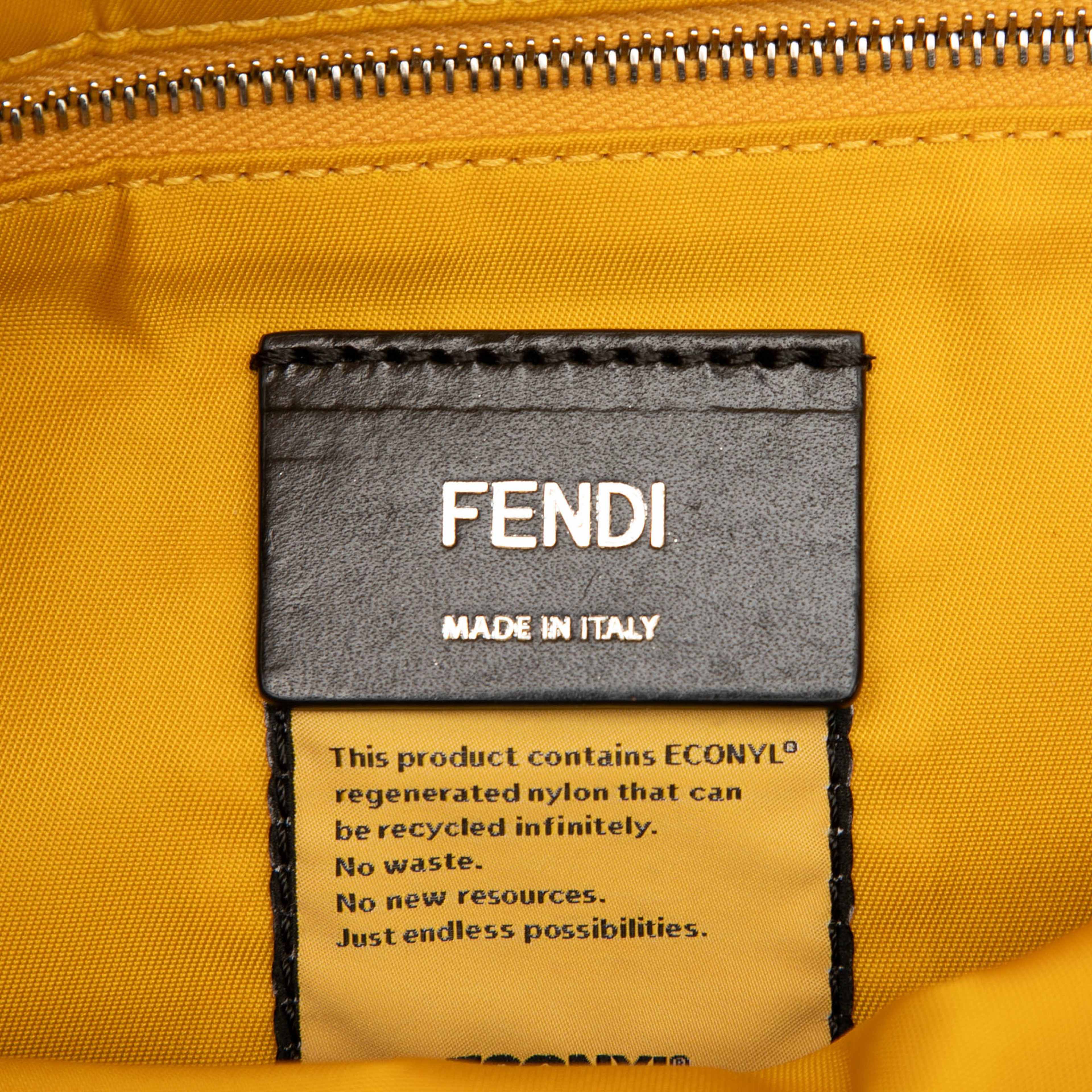 Fendi Medium Econyl Nylon Baguette Crossbody, från Luxclusif, i färgen yellow. Klicka för att öppna bilden i stort format