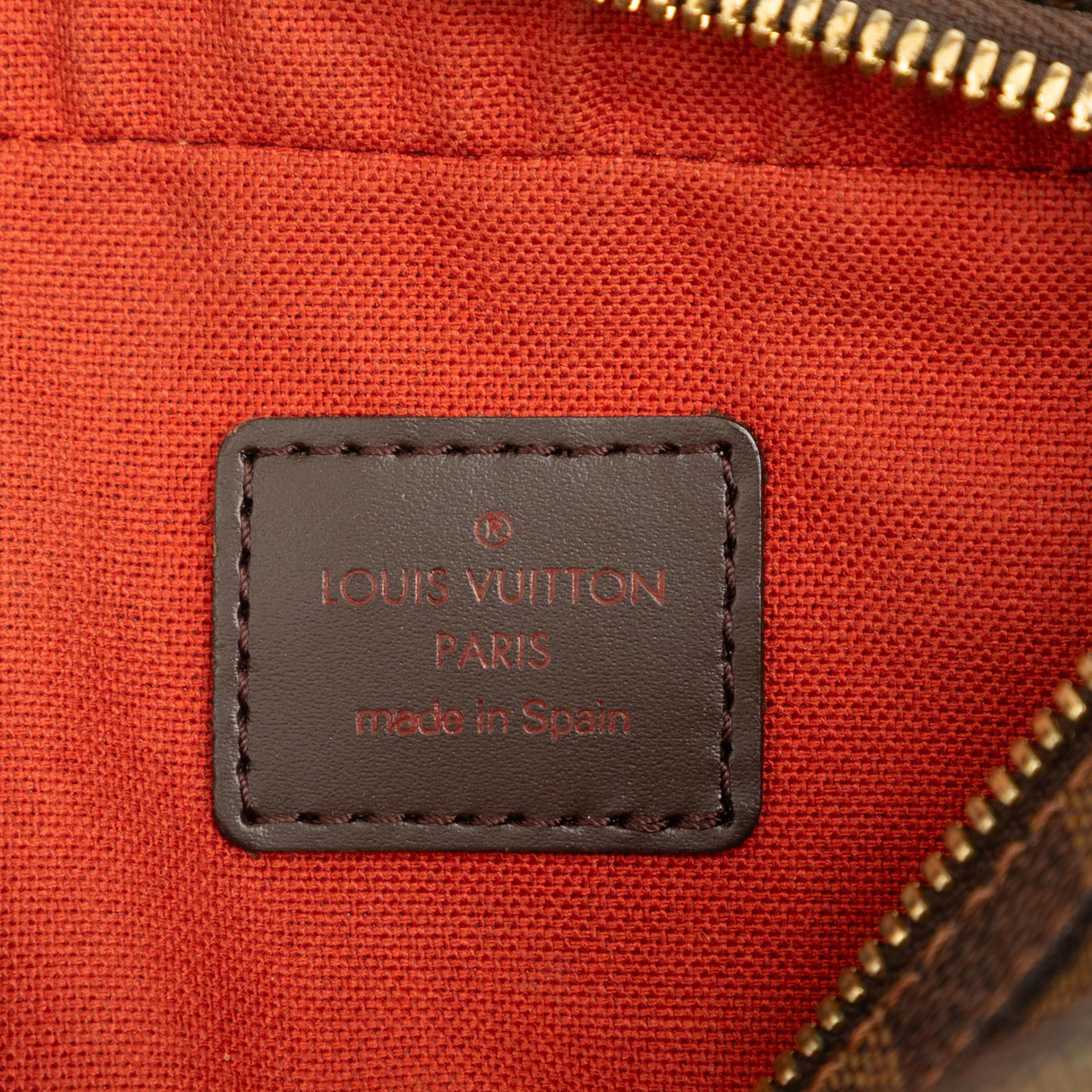 Louis Vuitton Damier Ebene Geronimos, från Luxclusif, i färgen brun. Klicka för att öppna bilden i stort format