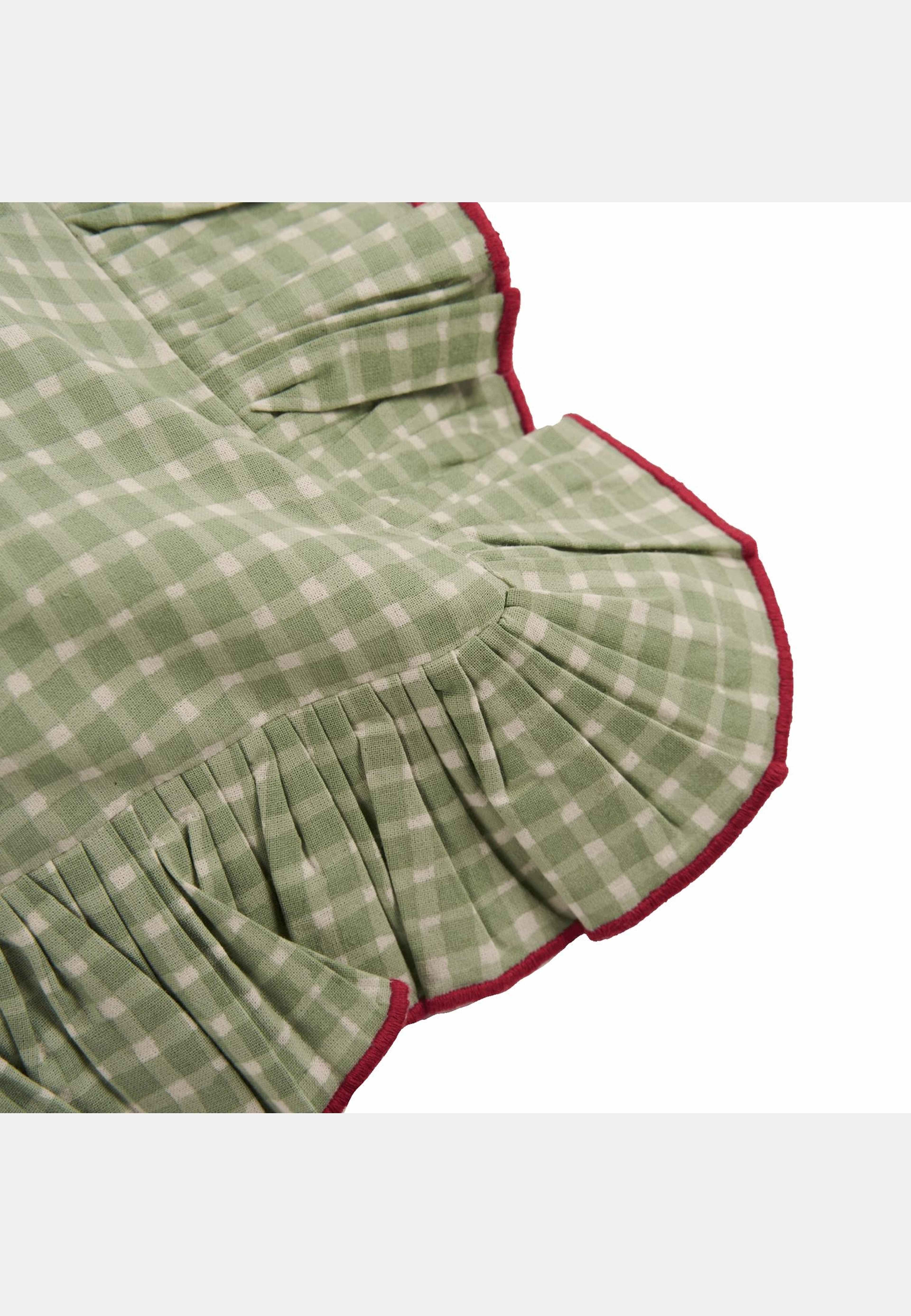 Vichy Kuddfodral - 40x40 Cm, från Pick A Poppy, i färgen light green. Klicka för att öppna bilden i stort format