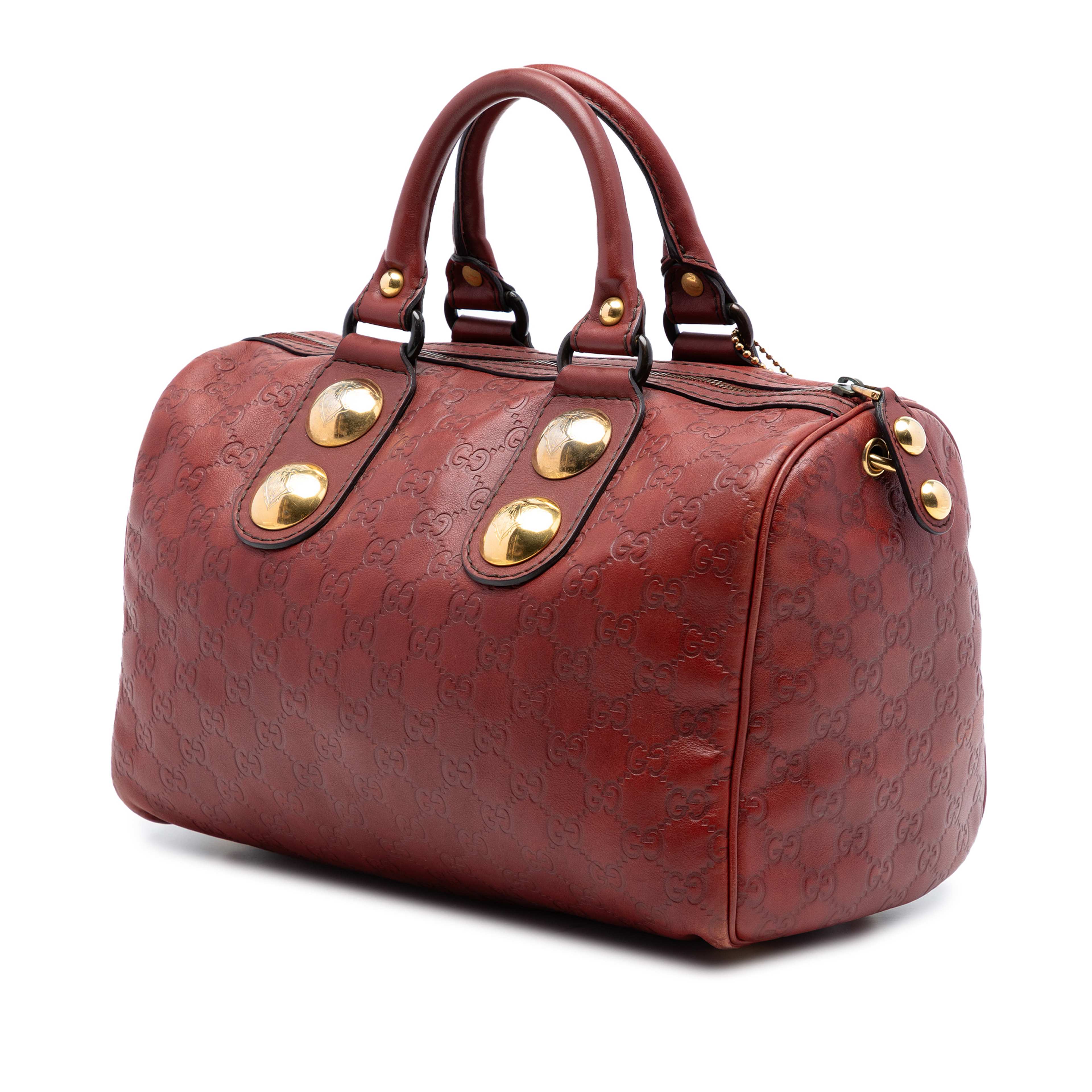 Gucci Guccissima Babouska Boston Bag, från Luxclusif, i färgen röd. Klicka för att öppna bilden i stort format