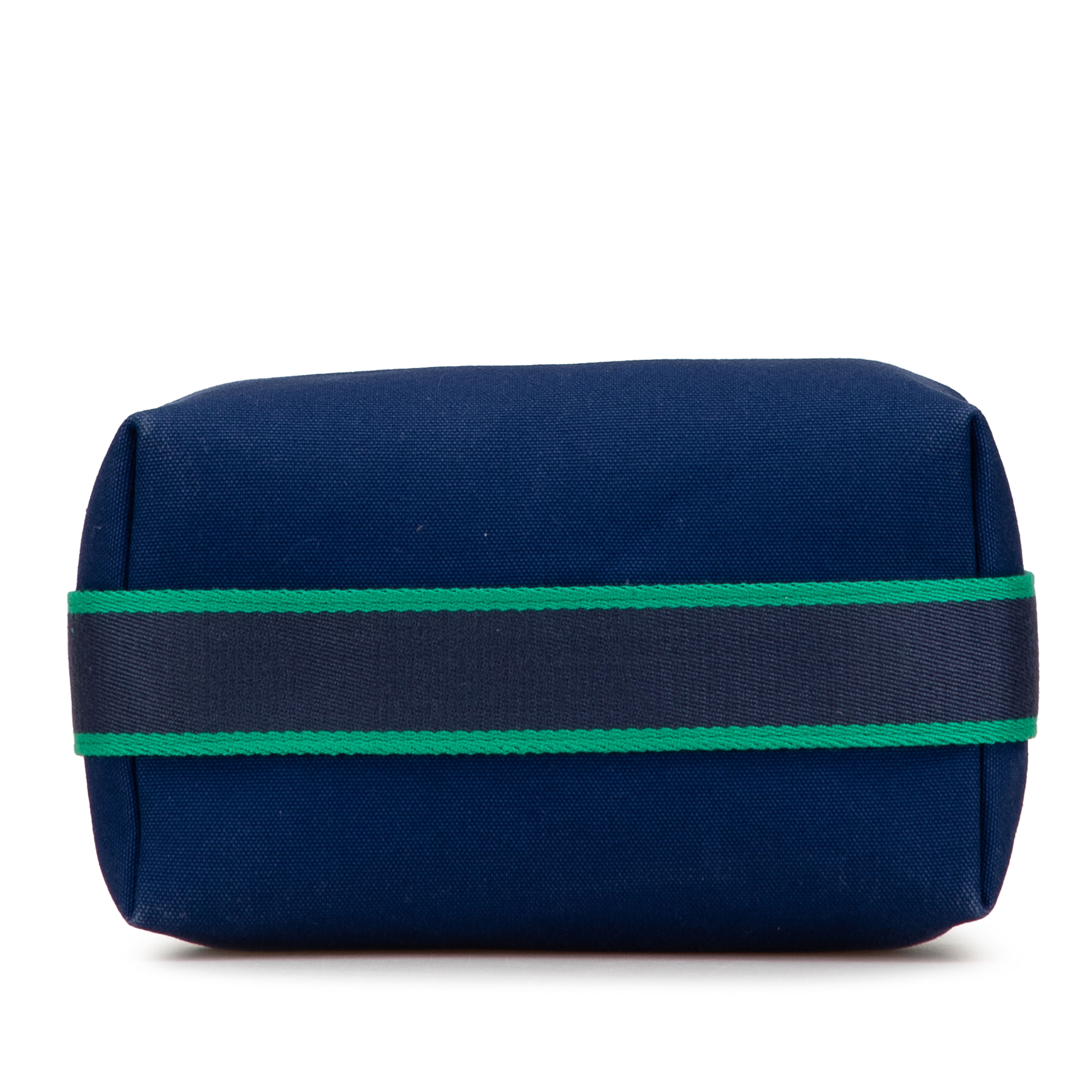 Hermès Small Canvas Bride A Brac Case, från Luxclusif, i färgen dark blue. Klicka för att öppna bilden i stort format