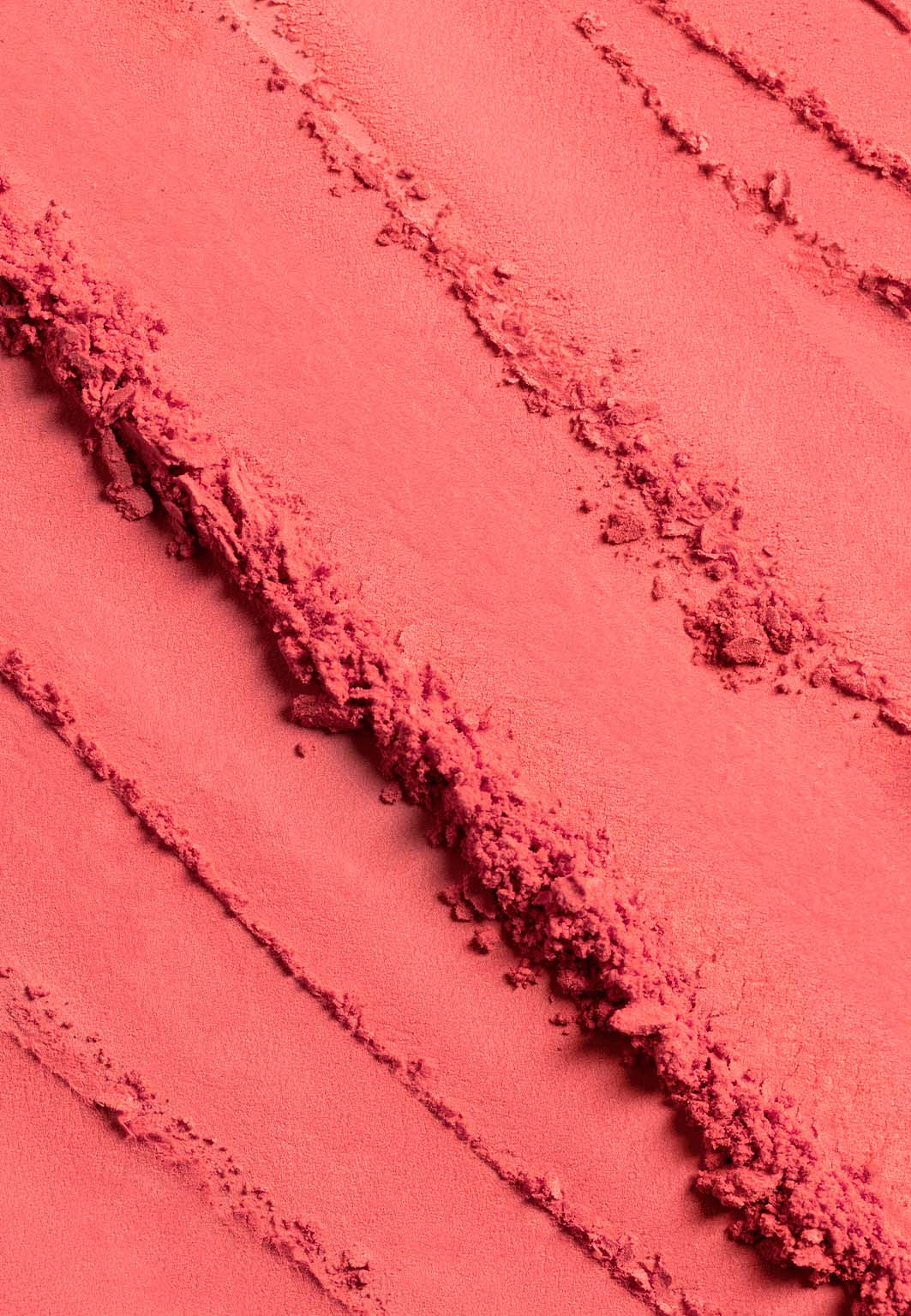 Soft Glow Powder Blush, från Lumene, i färgen Peach Bloom. Klicka för att öppna bilden i stort format