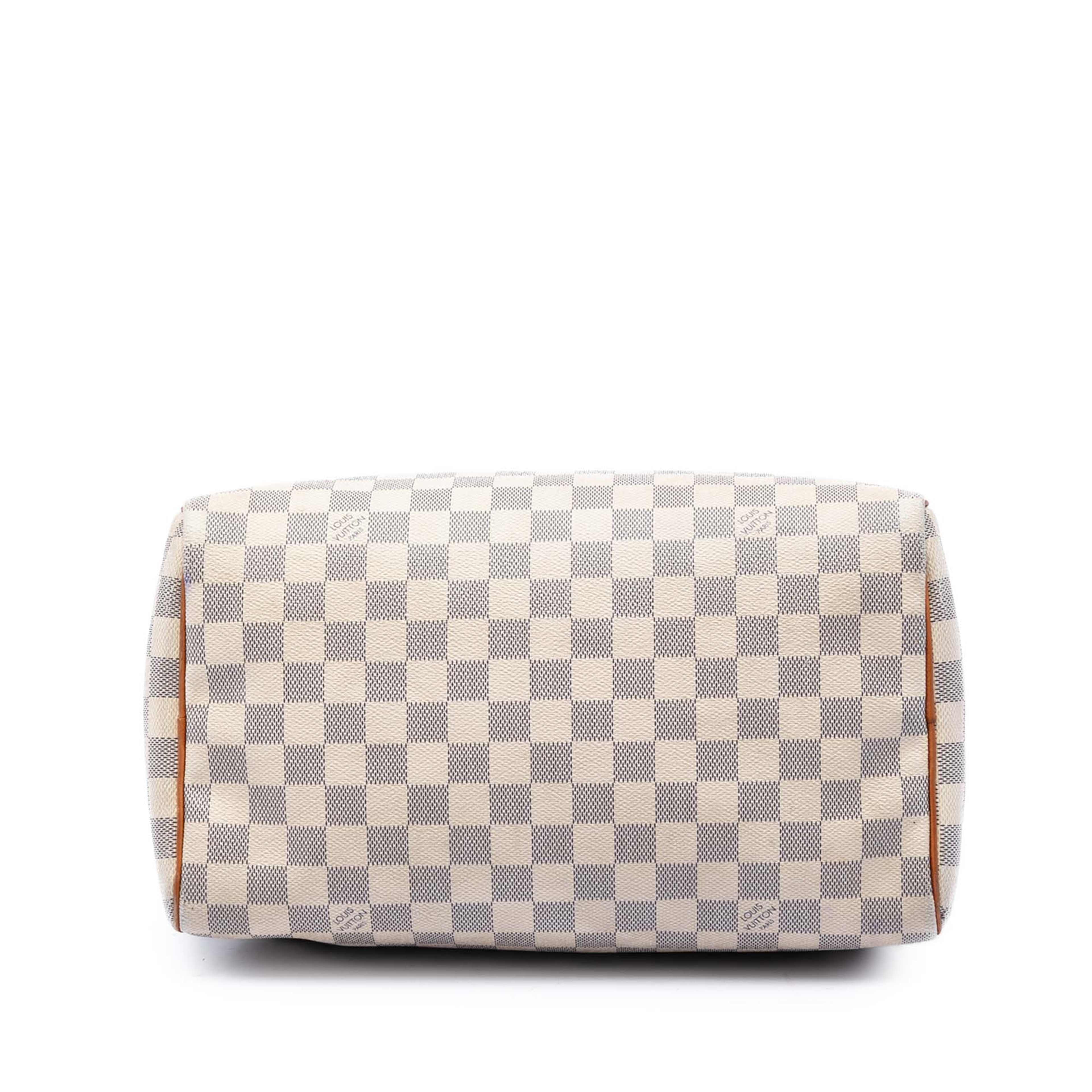 Louis Vuitton Damier Azur Speedy 30, från Luxclusif, i färgen vit. Klicka för att öppna bilden i stort format