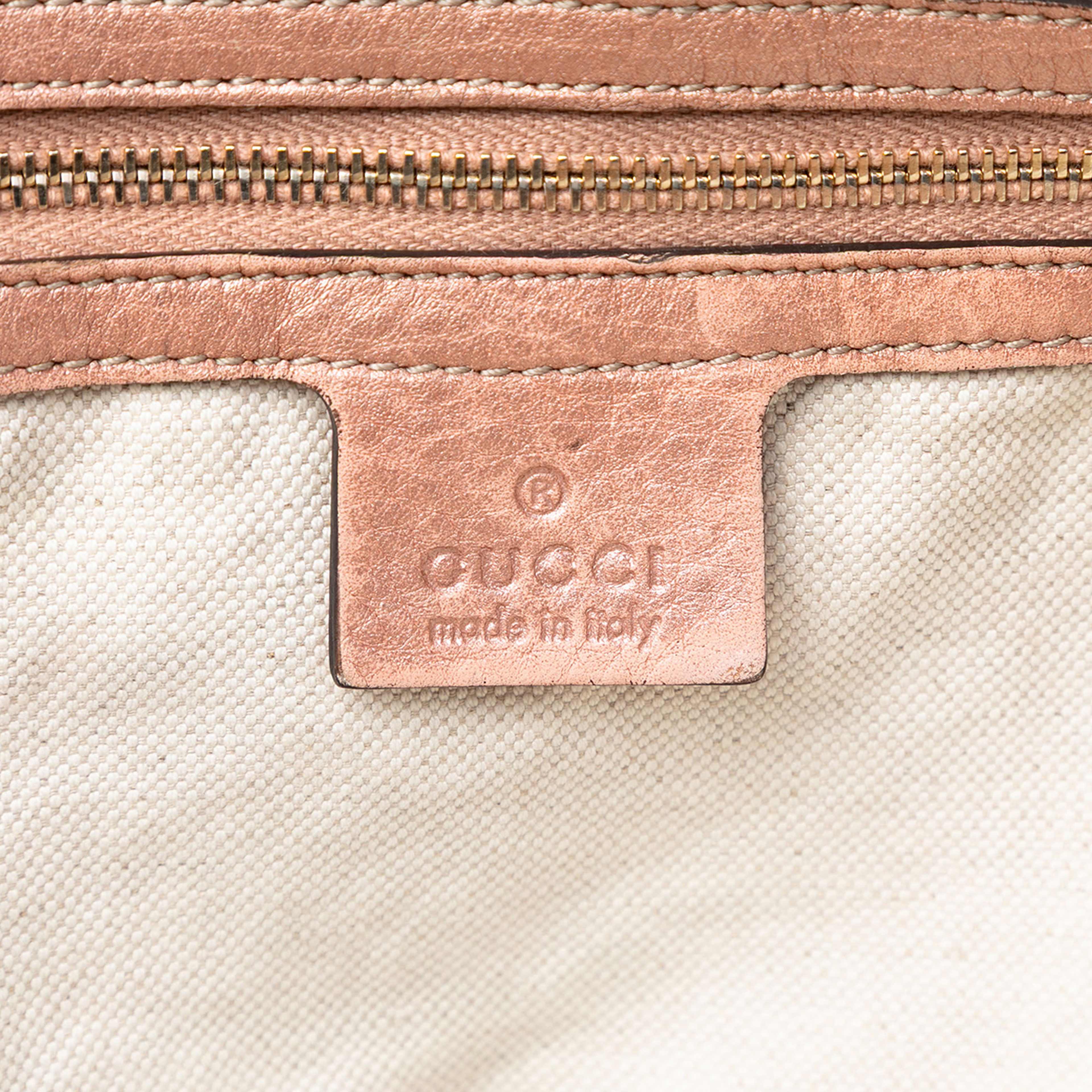 Gucci Gg Canvas Bella Convertible Tote, från Luxclusif, i färgen beige. Klicka för att öppna bilden i stort format