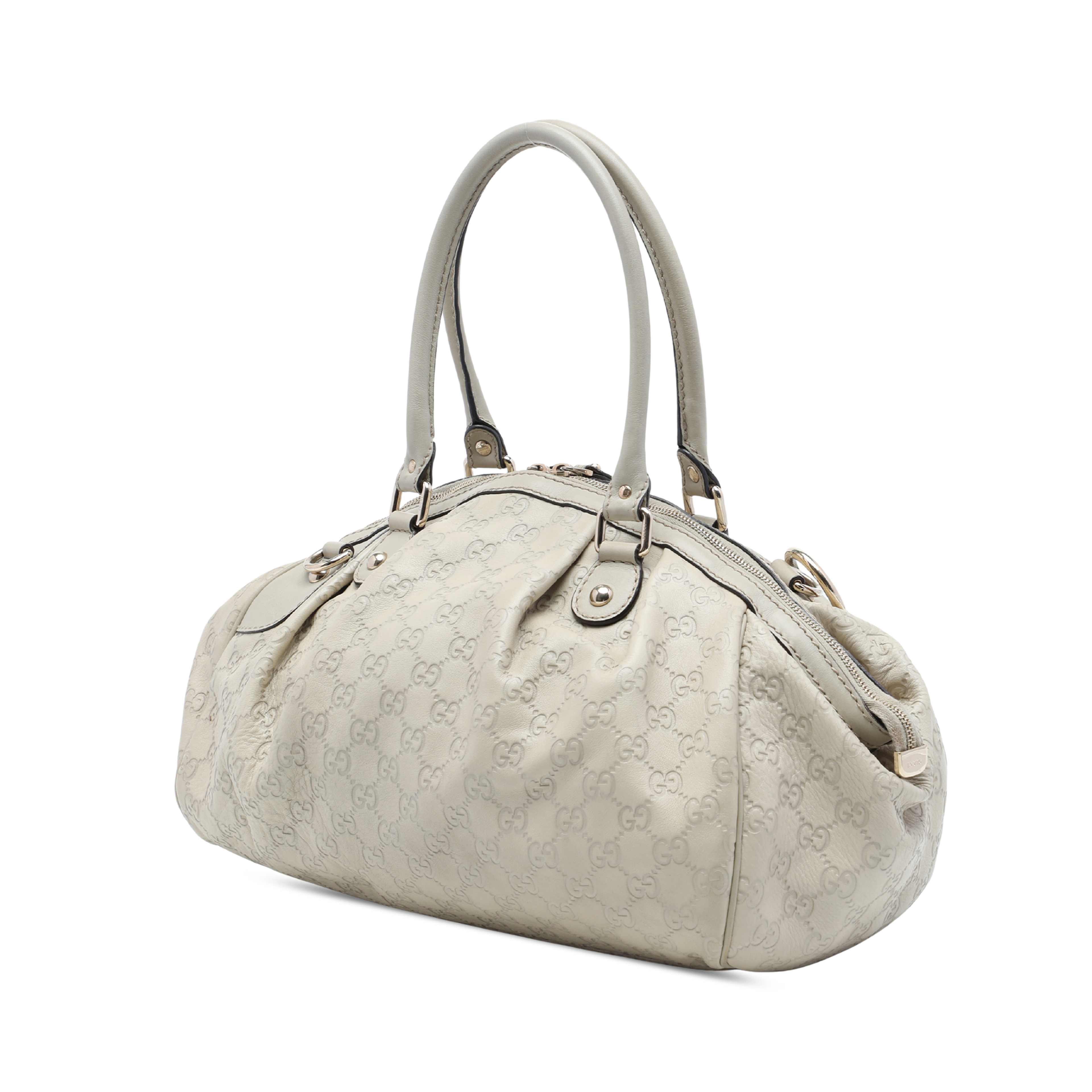 Gucci Guccissima Sukey Satchel, från Luxclusif, i färgen vit. Klicka för att öppna bilden i stort format