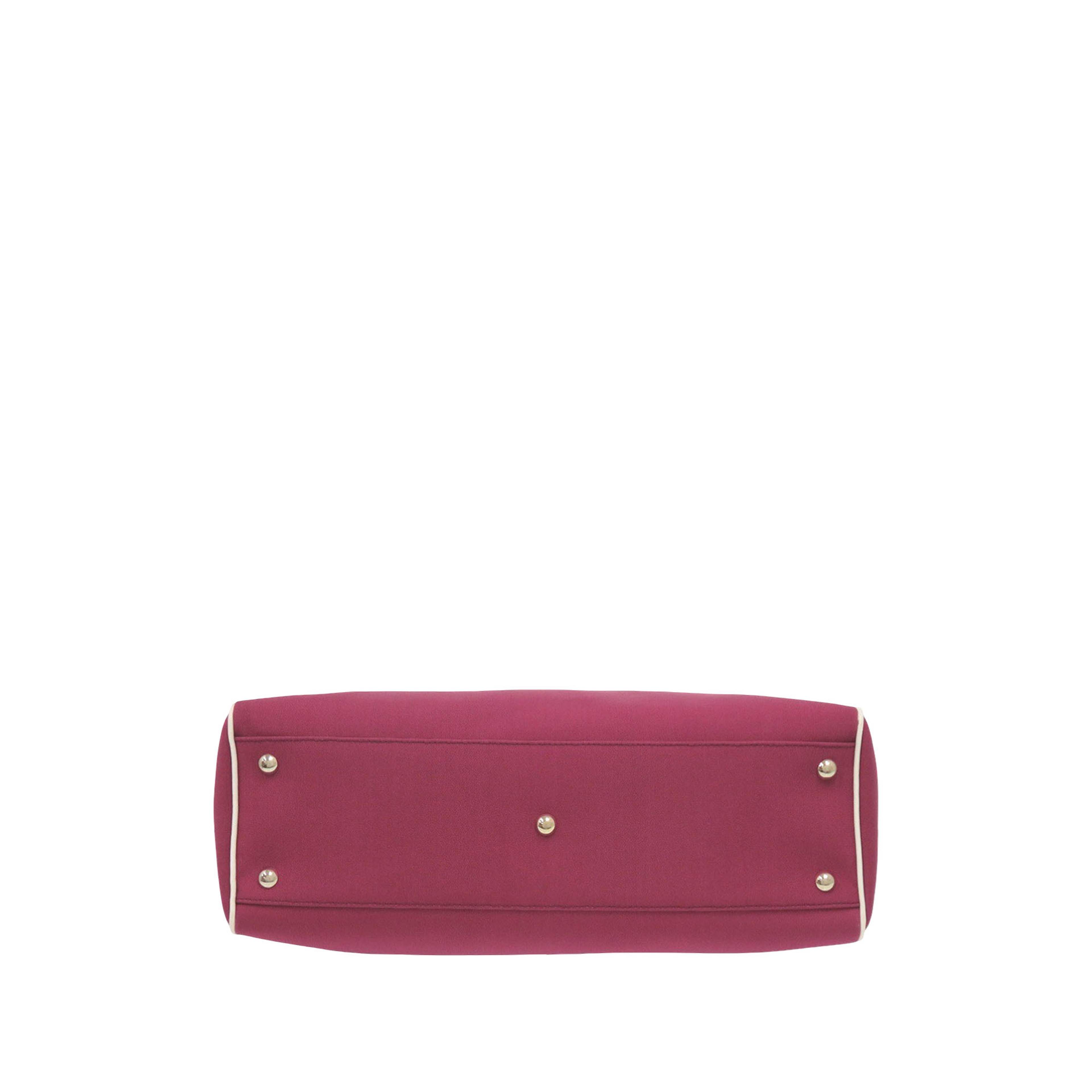 Gucci Canvas Web Tote, från Luxclusif, i färgen dark pink. Klicka för att öppna bilden i stort format