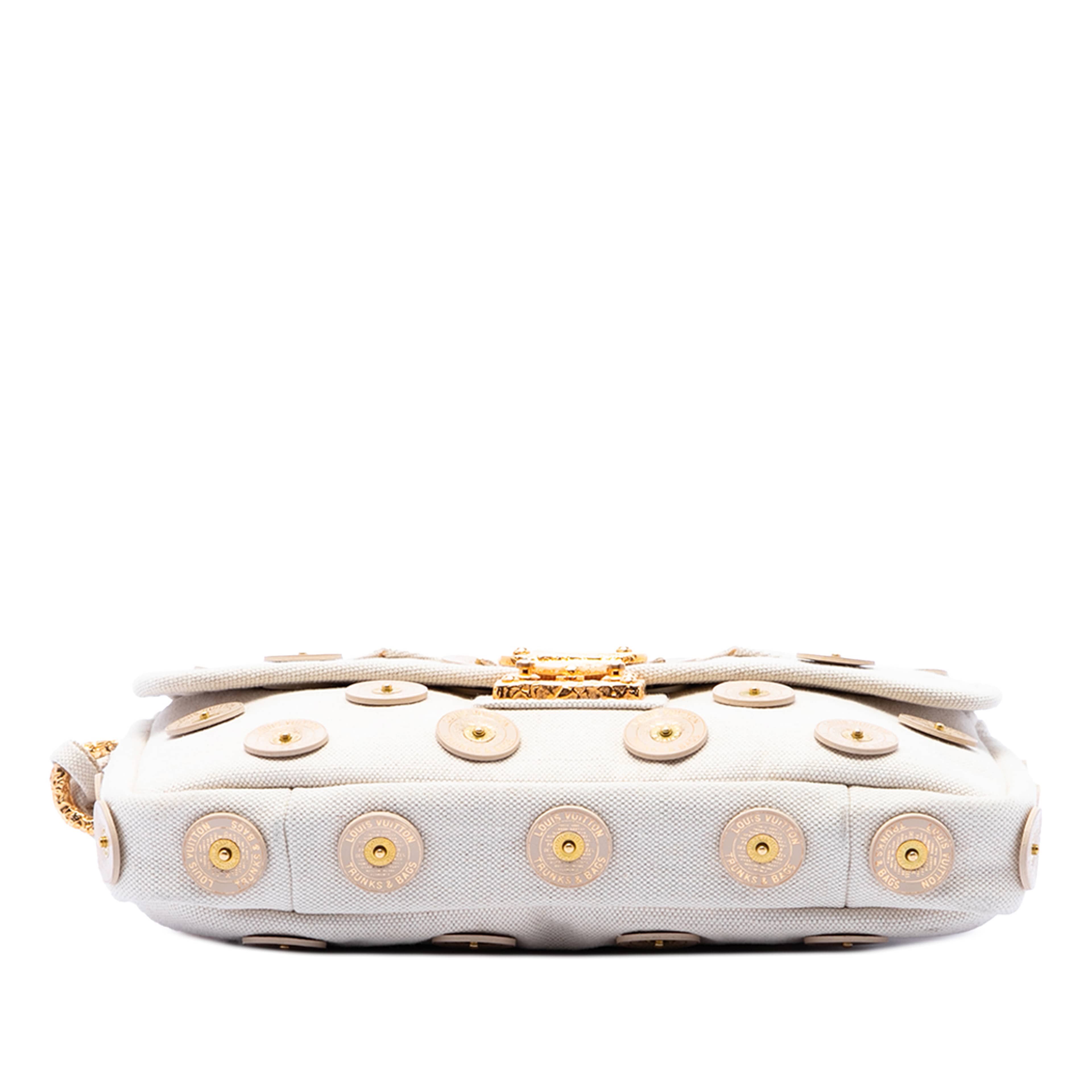 Louis Vuitton Polka Dots Panama Tinkerbell, från Luxclusif, i färgen white. Klicka för att öppna bilden i stort format