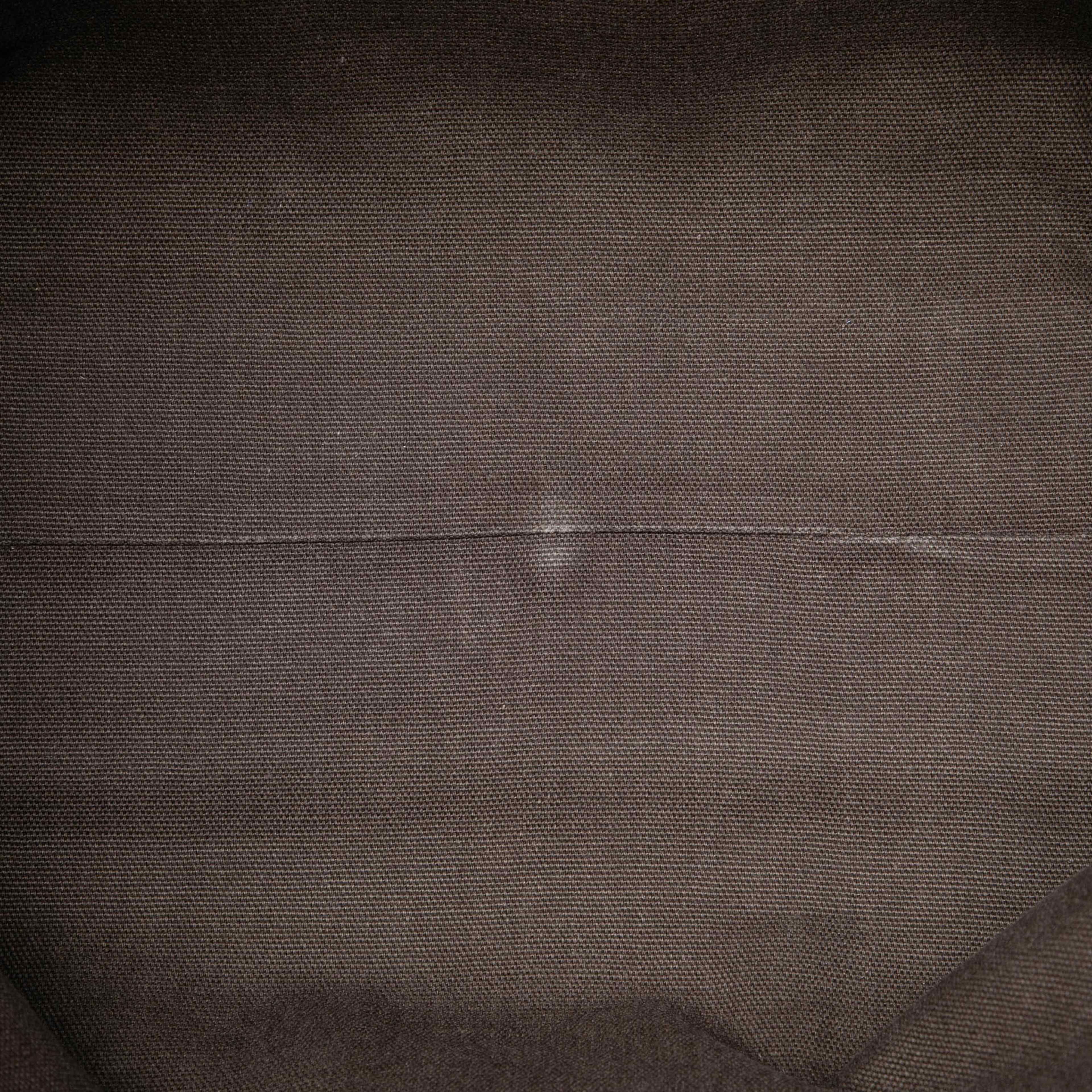 Burberry Small Smoke Check Coated Canvas Canterbury Tote, från Luxclusif, i färgen gray. Klicka för att öppna bilden i stort format