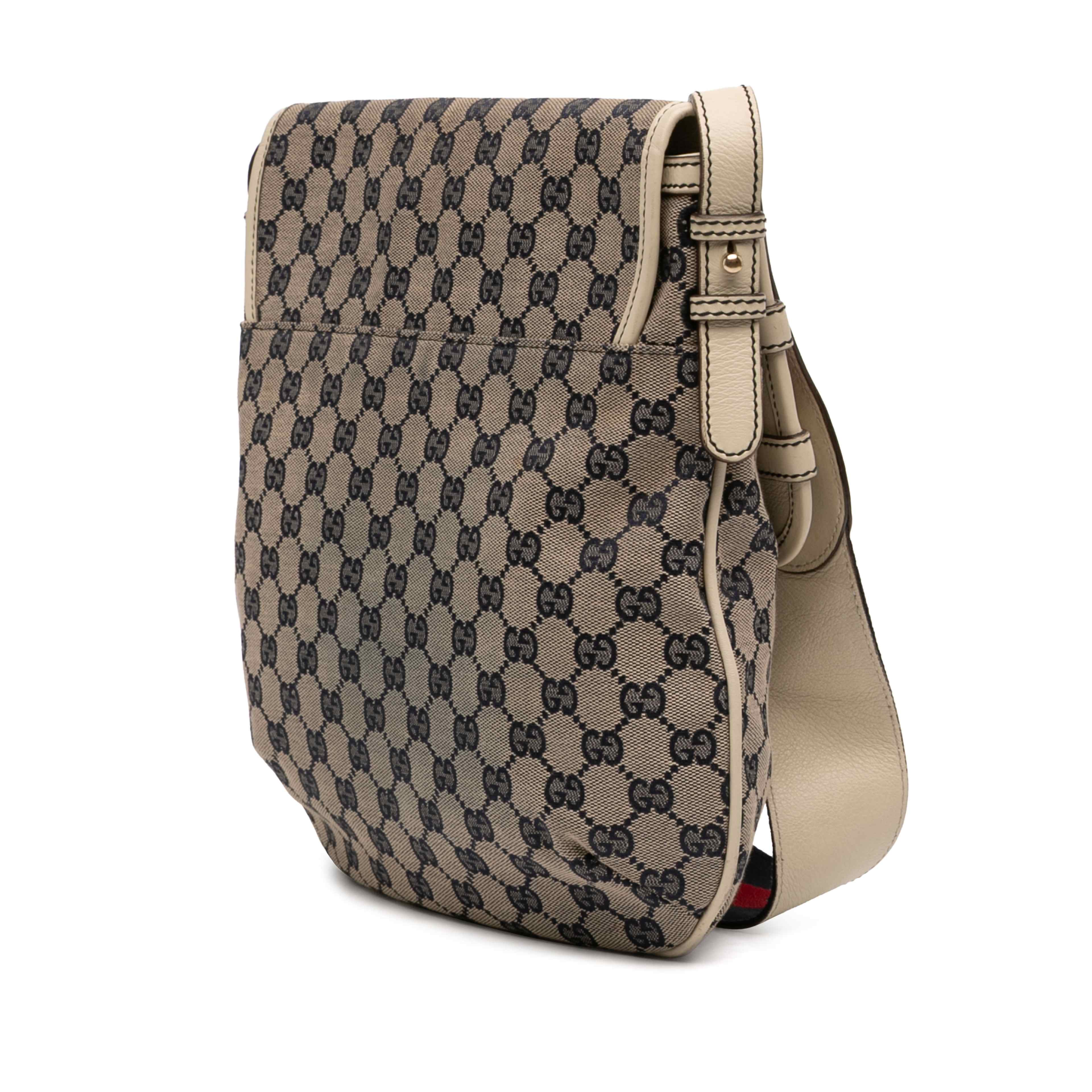 Gucci Gg Canvas Web Crossbody, från Luxclusif, i färgen beige. Klicka för att öppna bilden i stort format