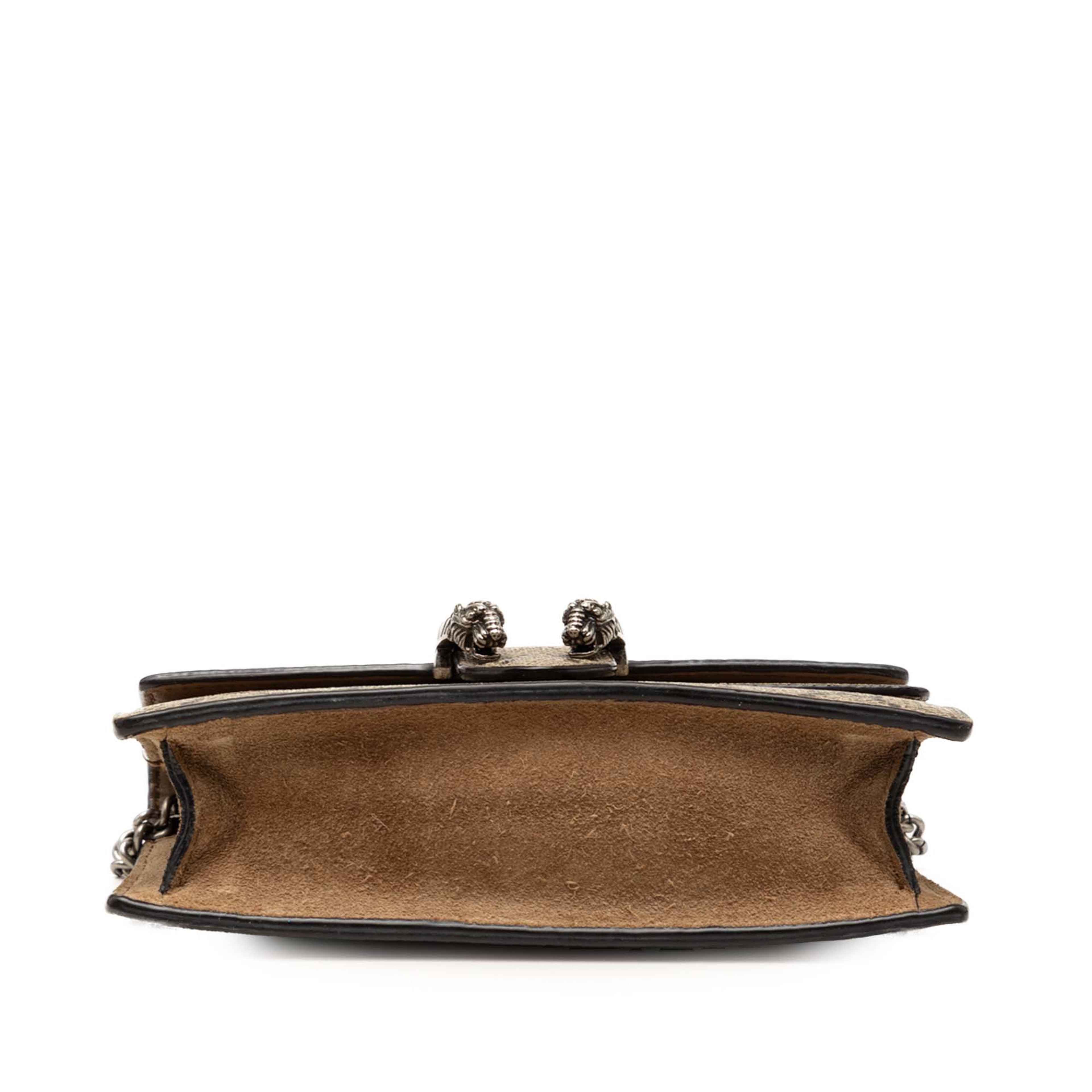 Gucci Mini Gg Supreme Dionysus Crossbody, från Luxclusif, i färgen beige. Klicka för att öppna bilden i stort format