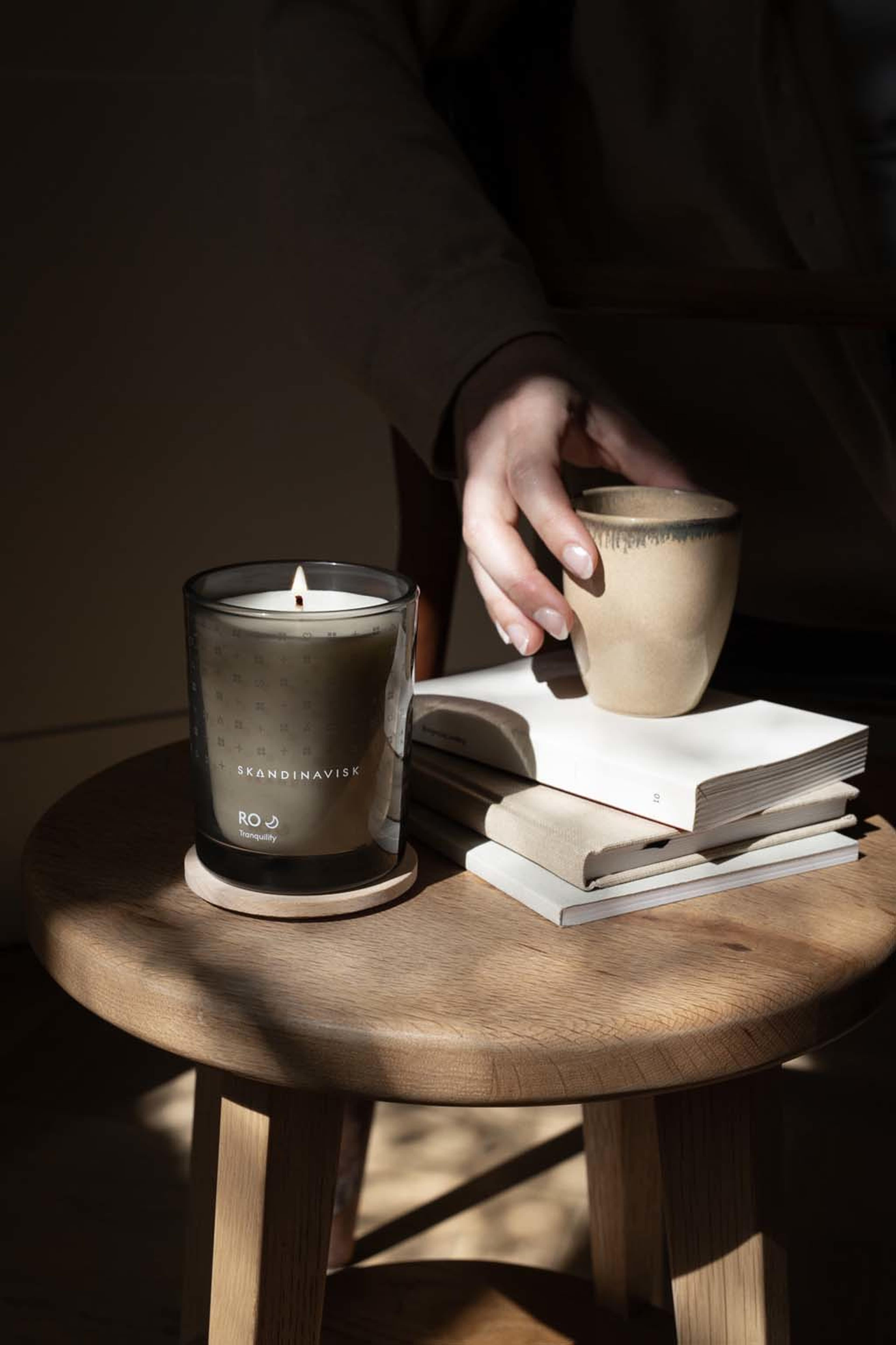 Ro Doftljus, från Skandinavisk. Klicka för att öppna bilden i stort format