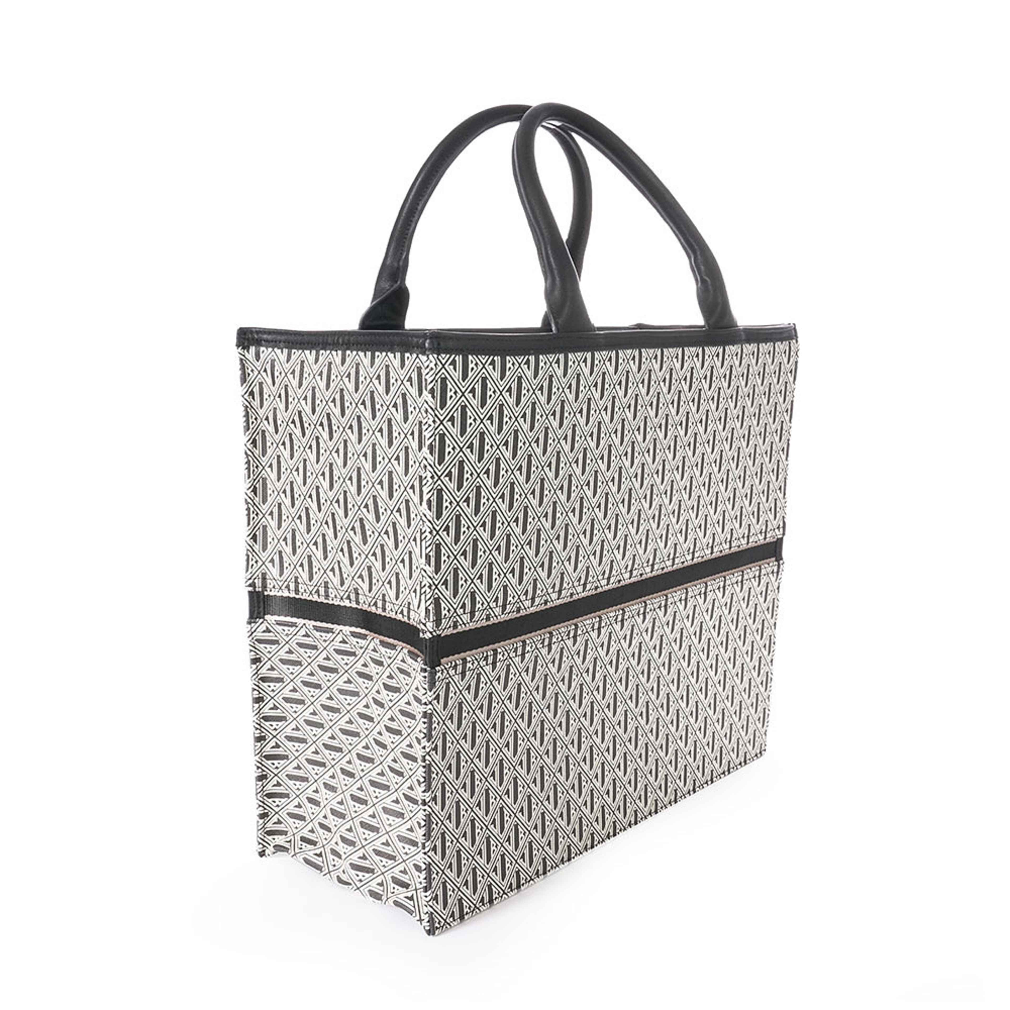 JLB Shopper Black-White