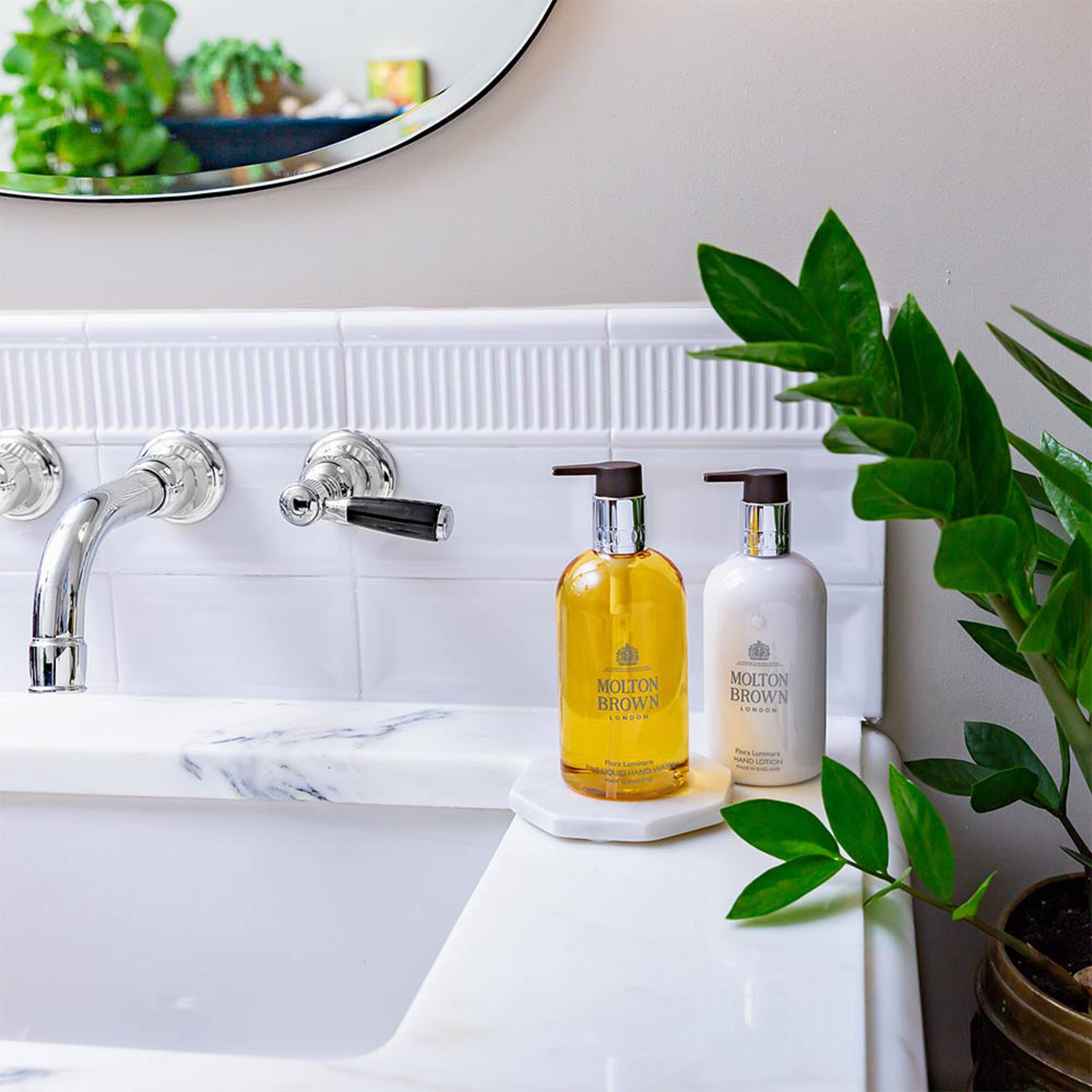 Flora Luminare Hand Lotion