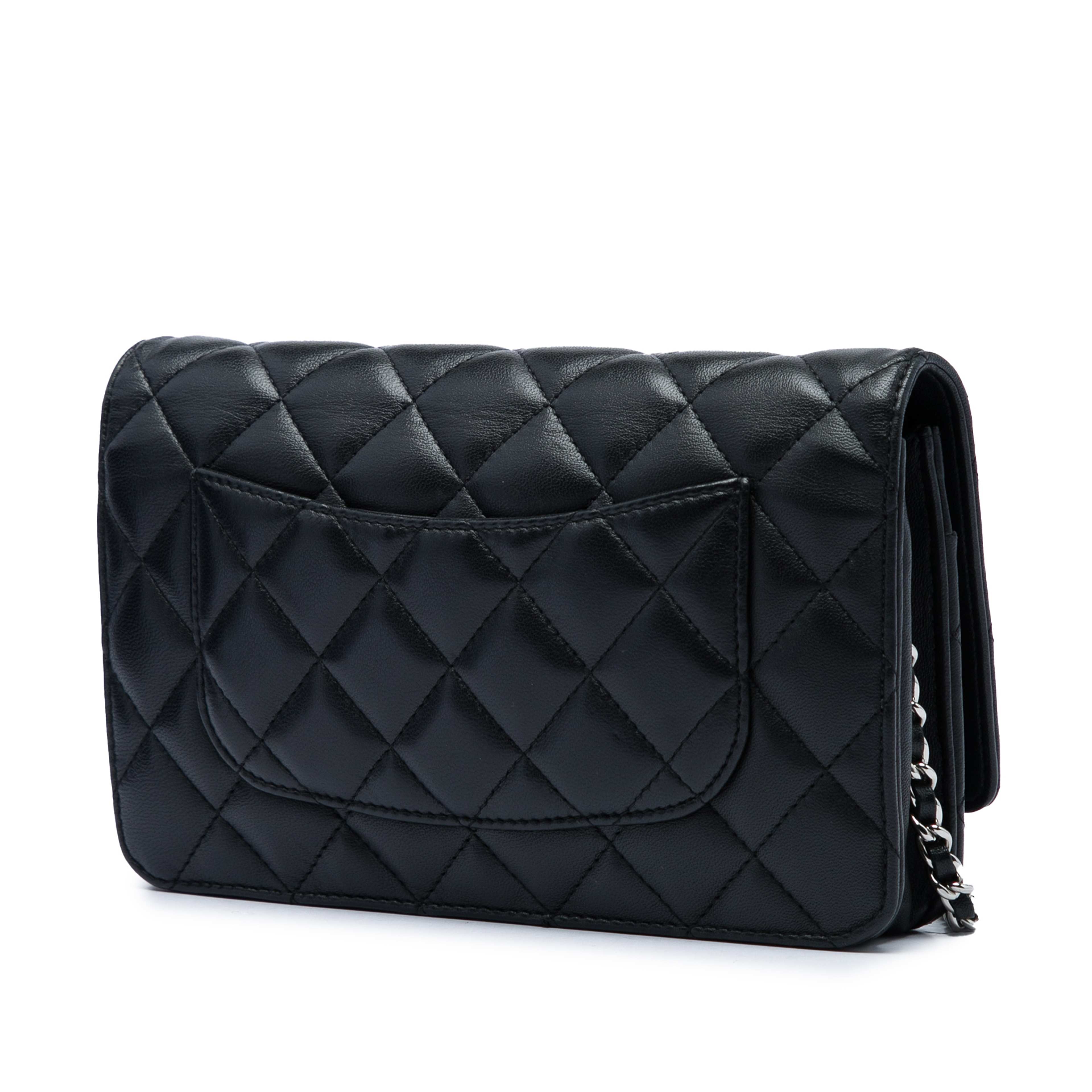 Chanel Cc Quilted Lambskin Wallet On Chain, från Luxclusif, i färgen svart. Klicka för att öppna bilden i stort format