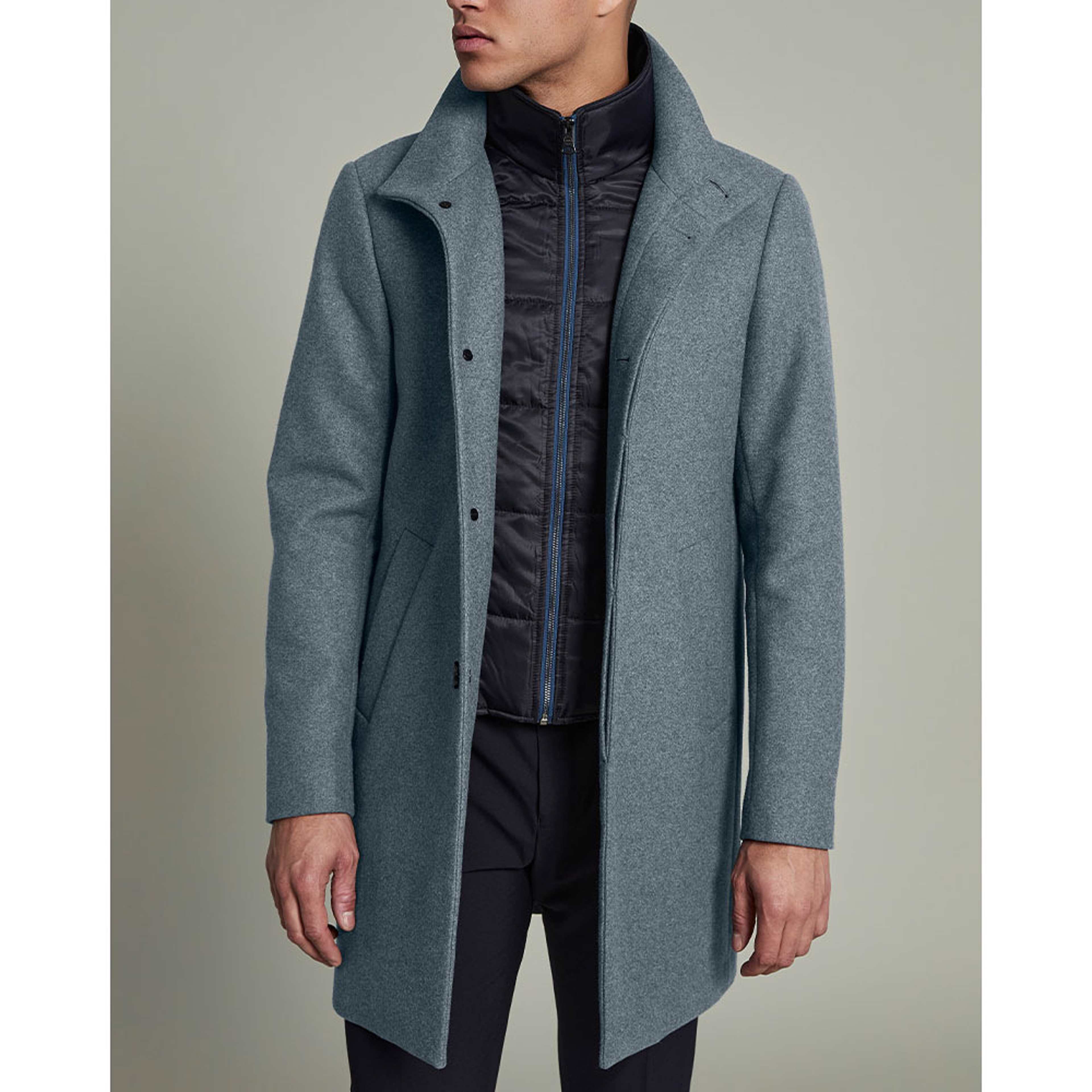 Harvey Outerwear, från Matinique, i färgen Dust Blue. Klicka för att öppna bilden i stort format