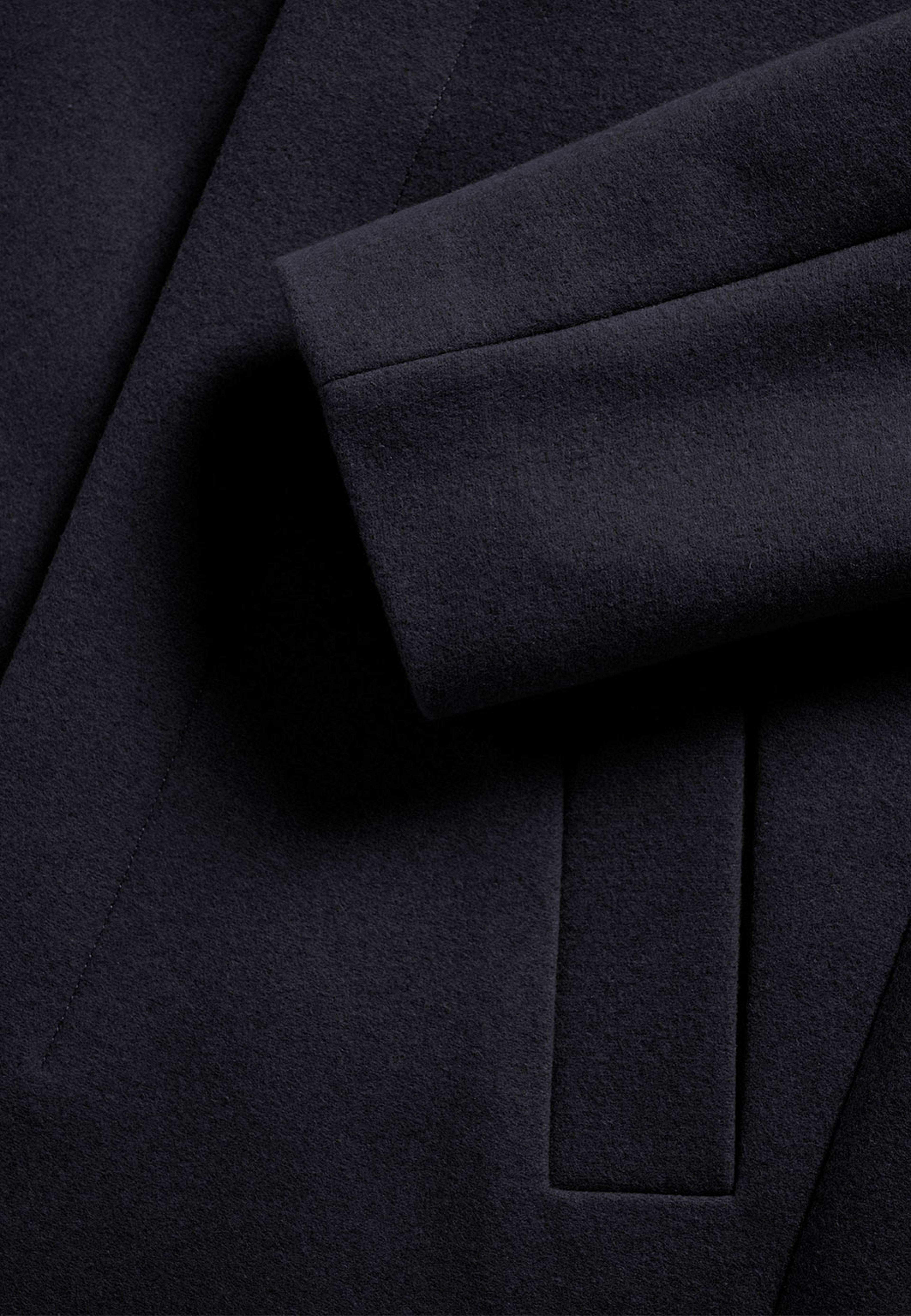 Harvey Outerwear, från Matinique, i färgen Dark Navy Aw. Klicka för att öppna bilden i stort format