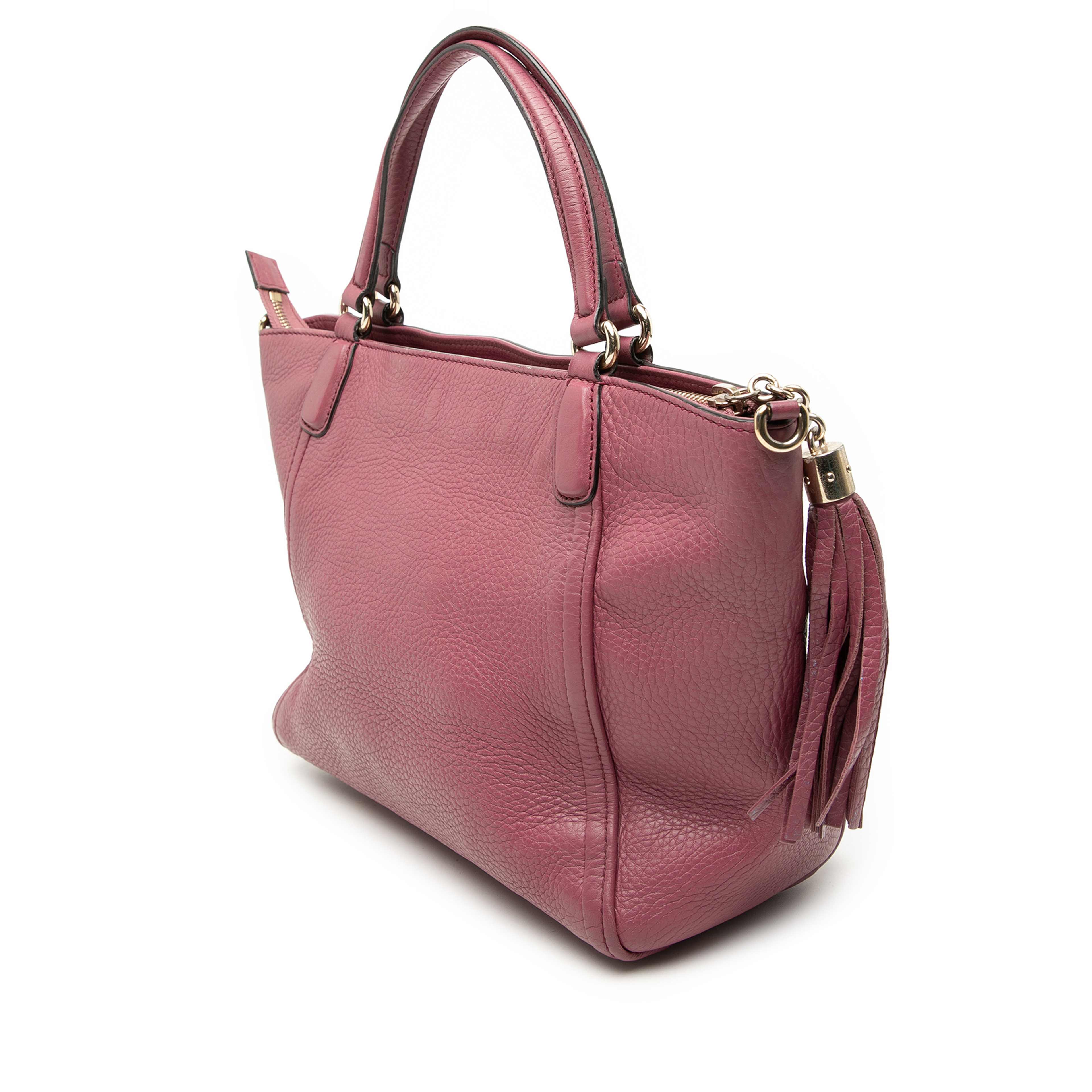 Gucci Small Calfskin Soho Cellarius Satchel, från Luxclusif, i färgen rosa. Klicka för att öppna bilden i stort format