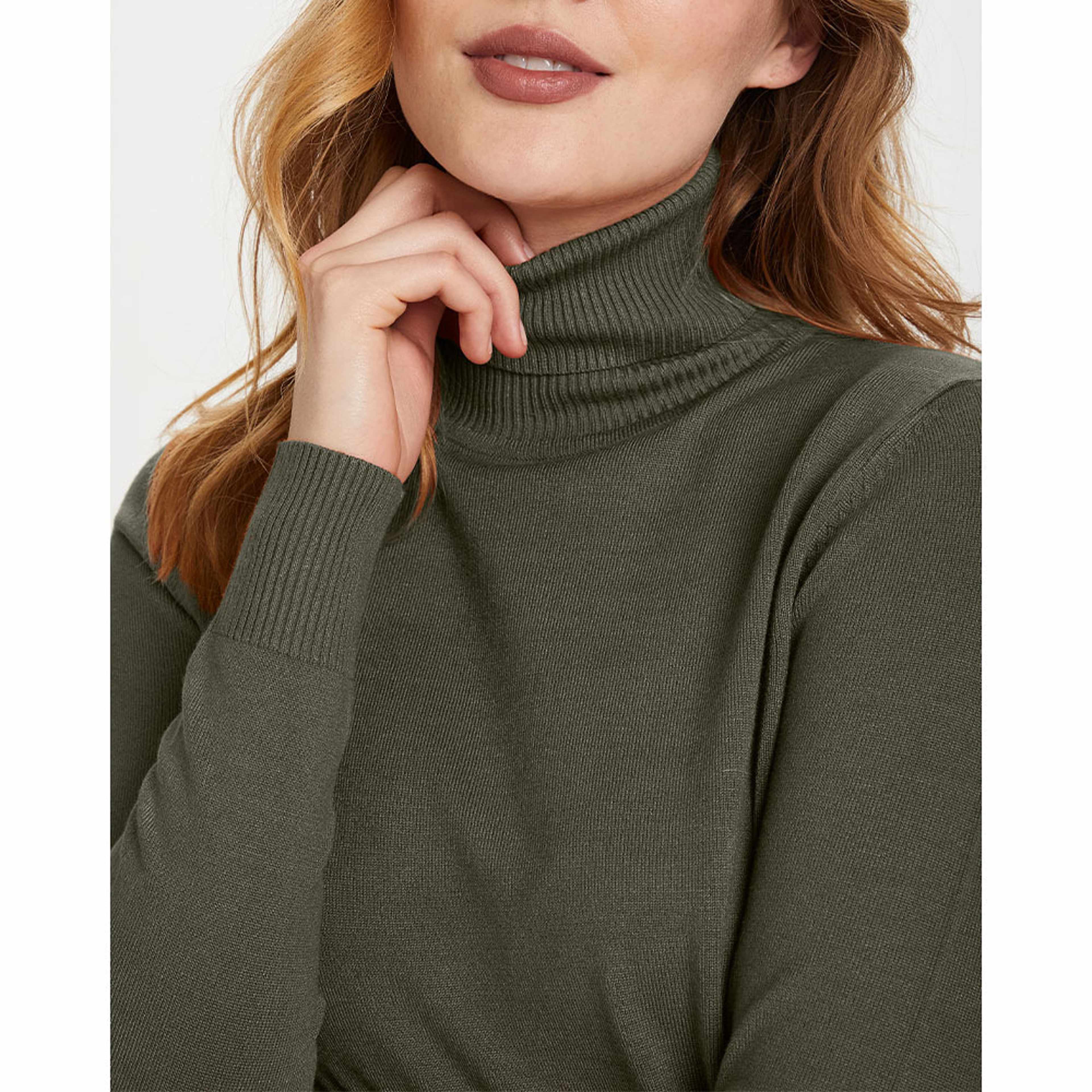 Roller Neck Sweater, från Saint Tropez, i färgen Army Green Melange. Klicka för att öppna bilden i stort format