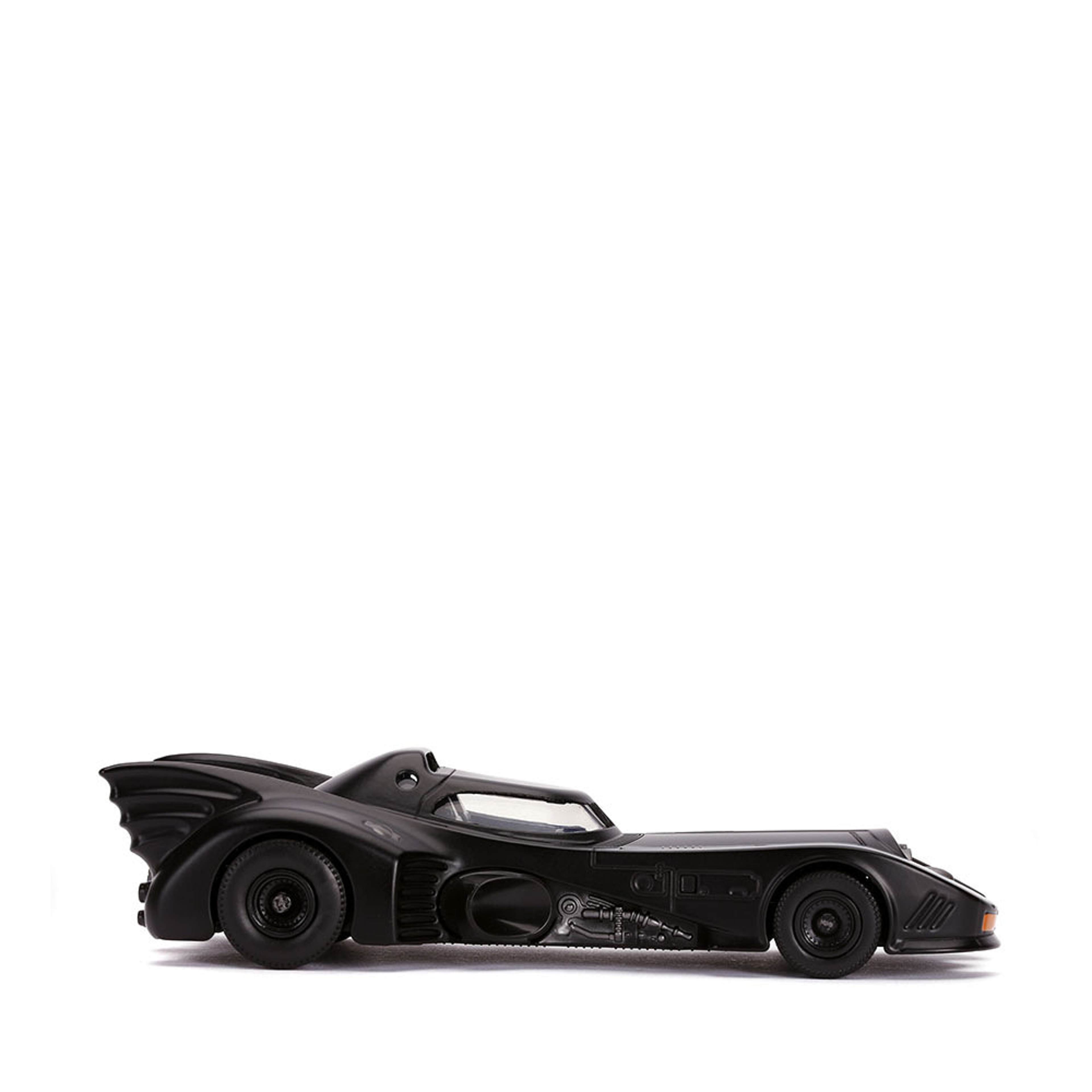 Batman 1989 Batmobile 1:32
