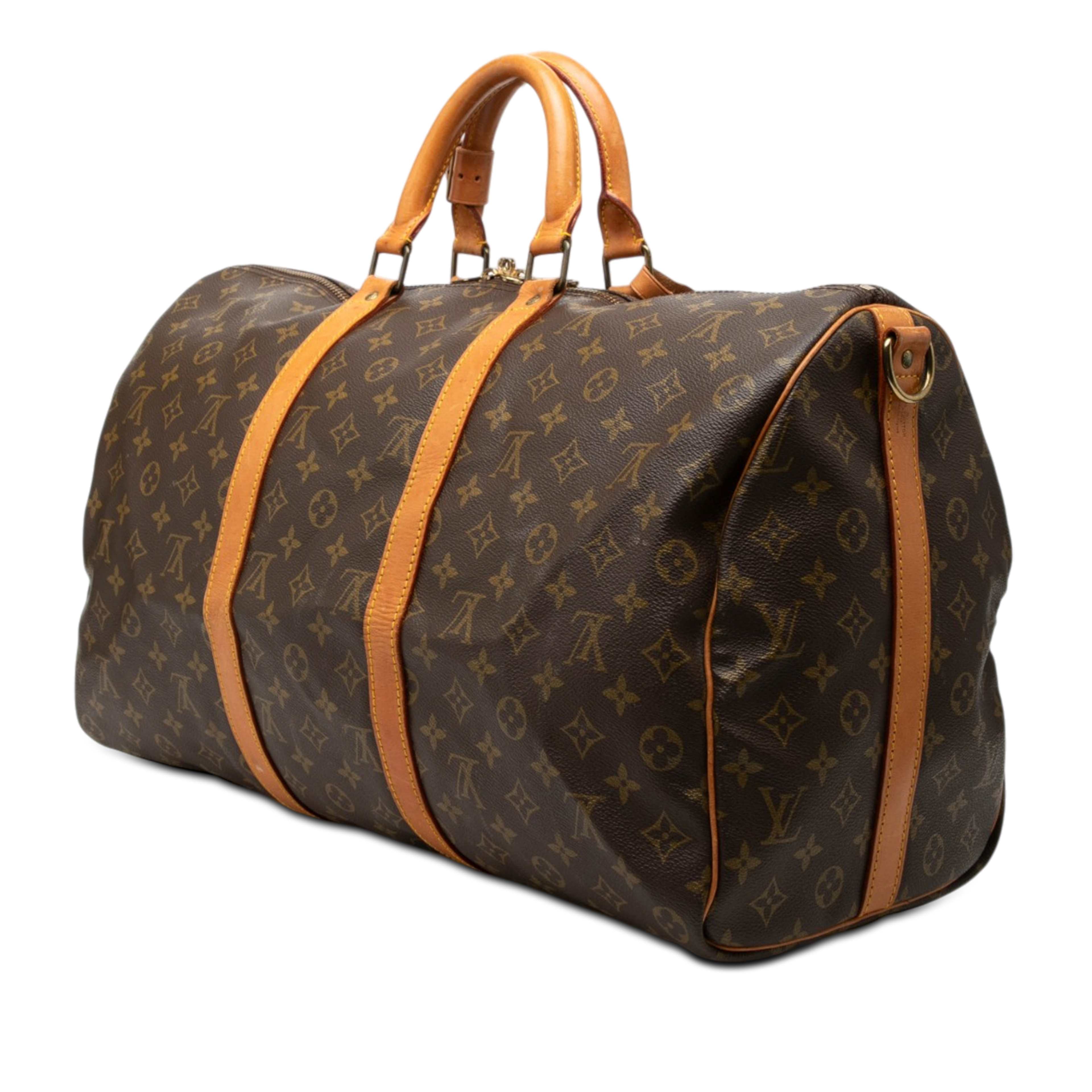 Louis Vuitton Monogram Keepall Bandouliere 50, från Luxclusif, i färgen brun. Klicka för att öppna bilden i stort format