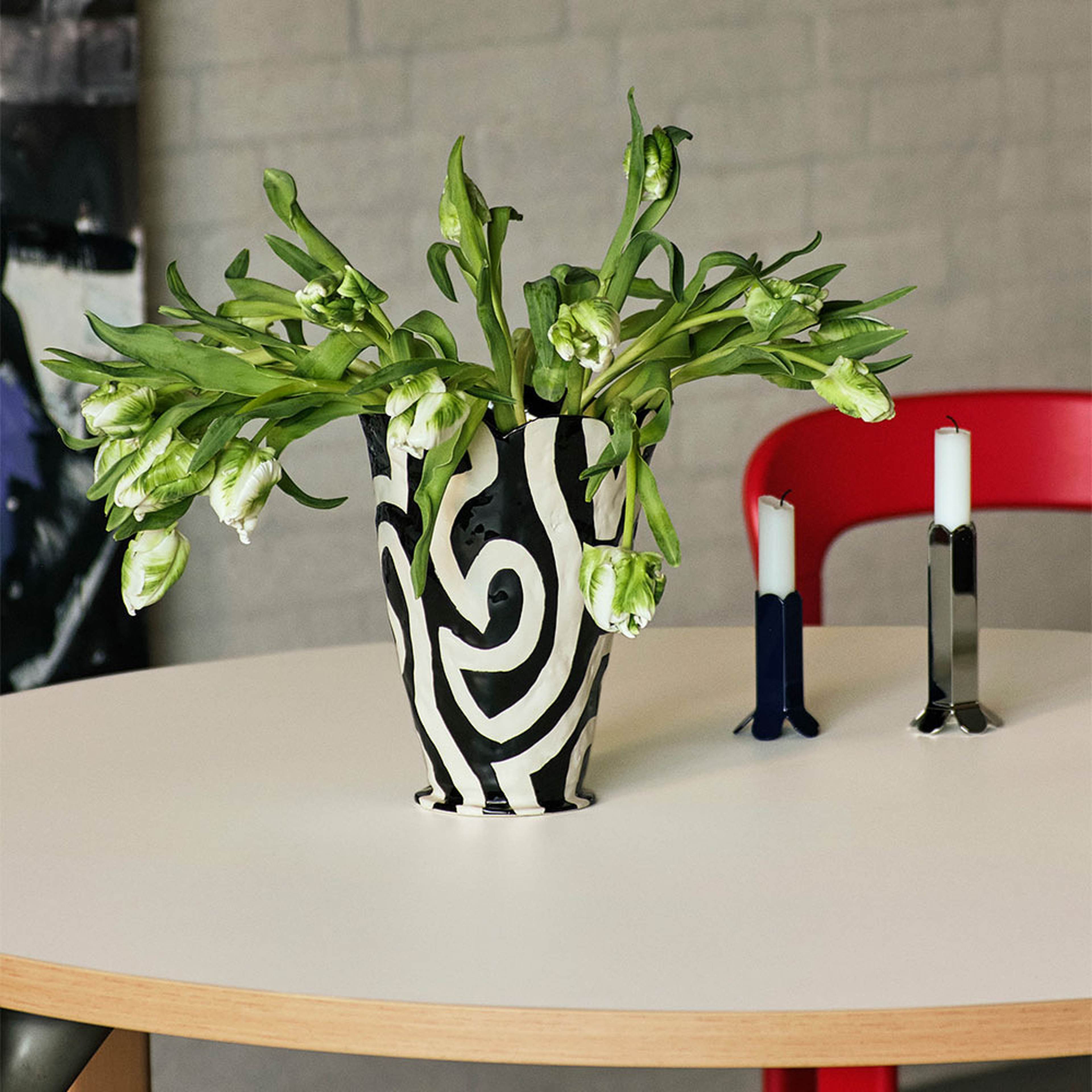 Jessica Hans Vase Shadow