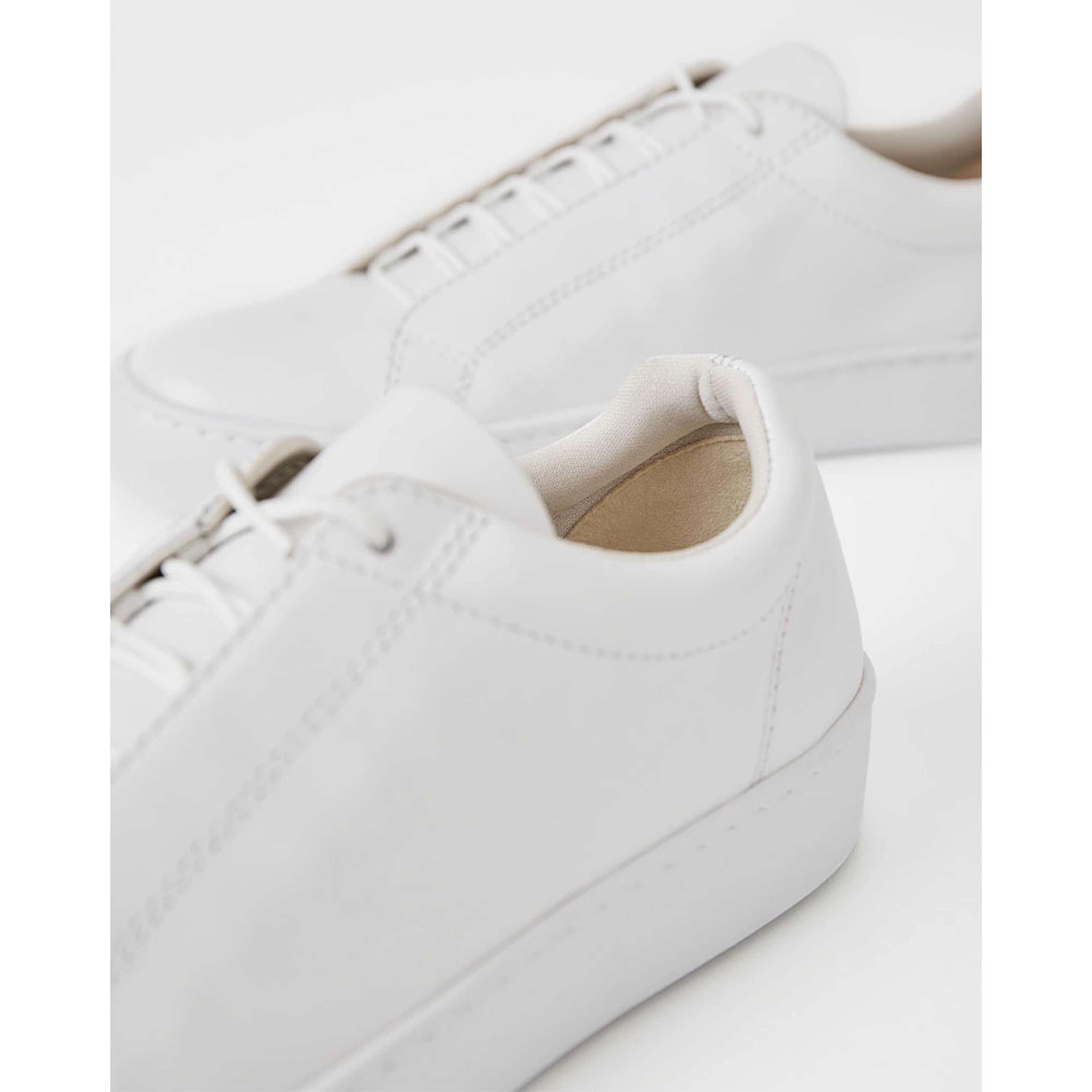 Zoe Sport shoes
