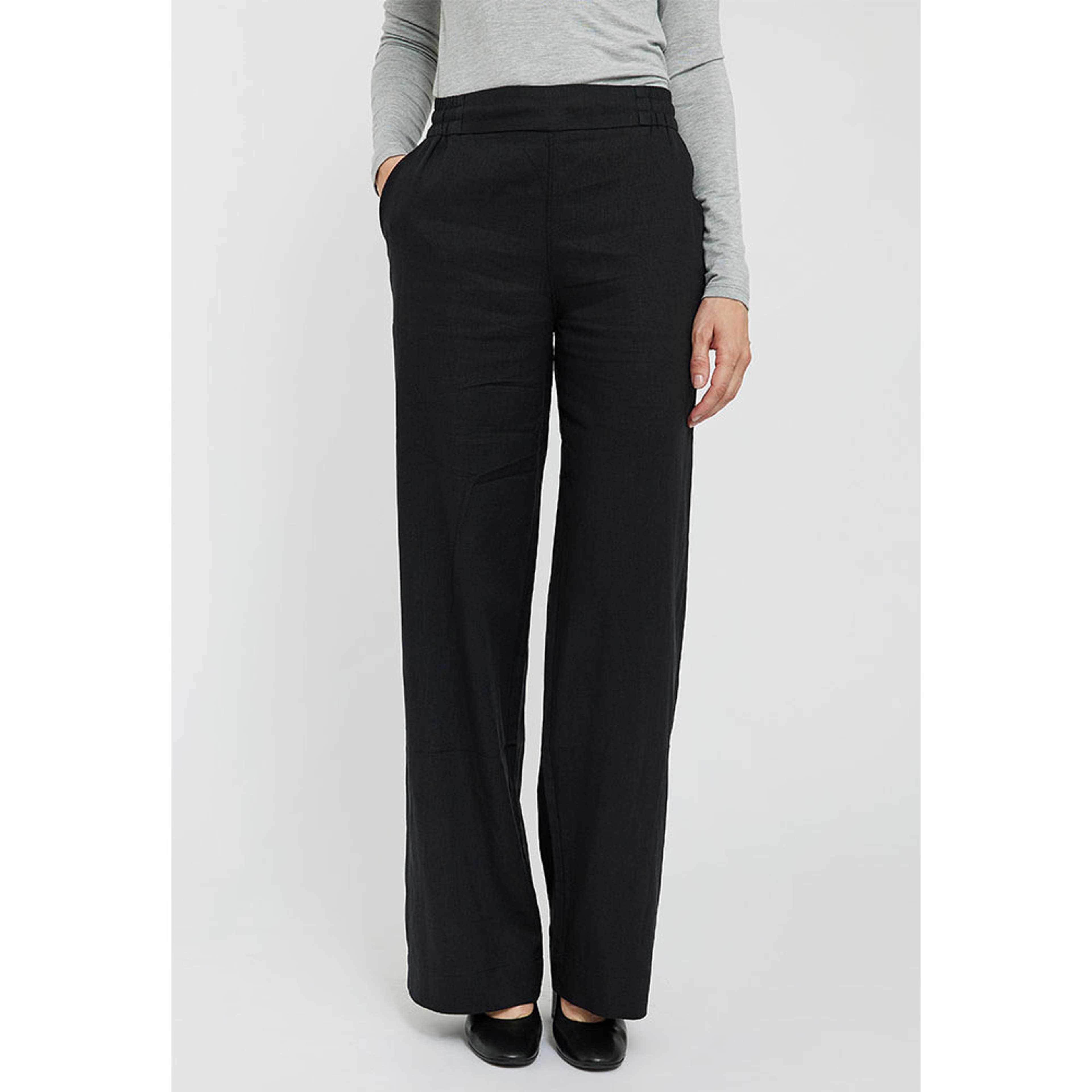 Linea 763 Black Pants