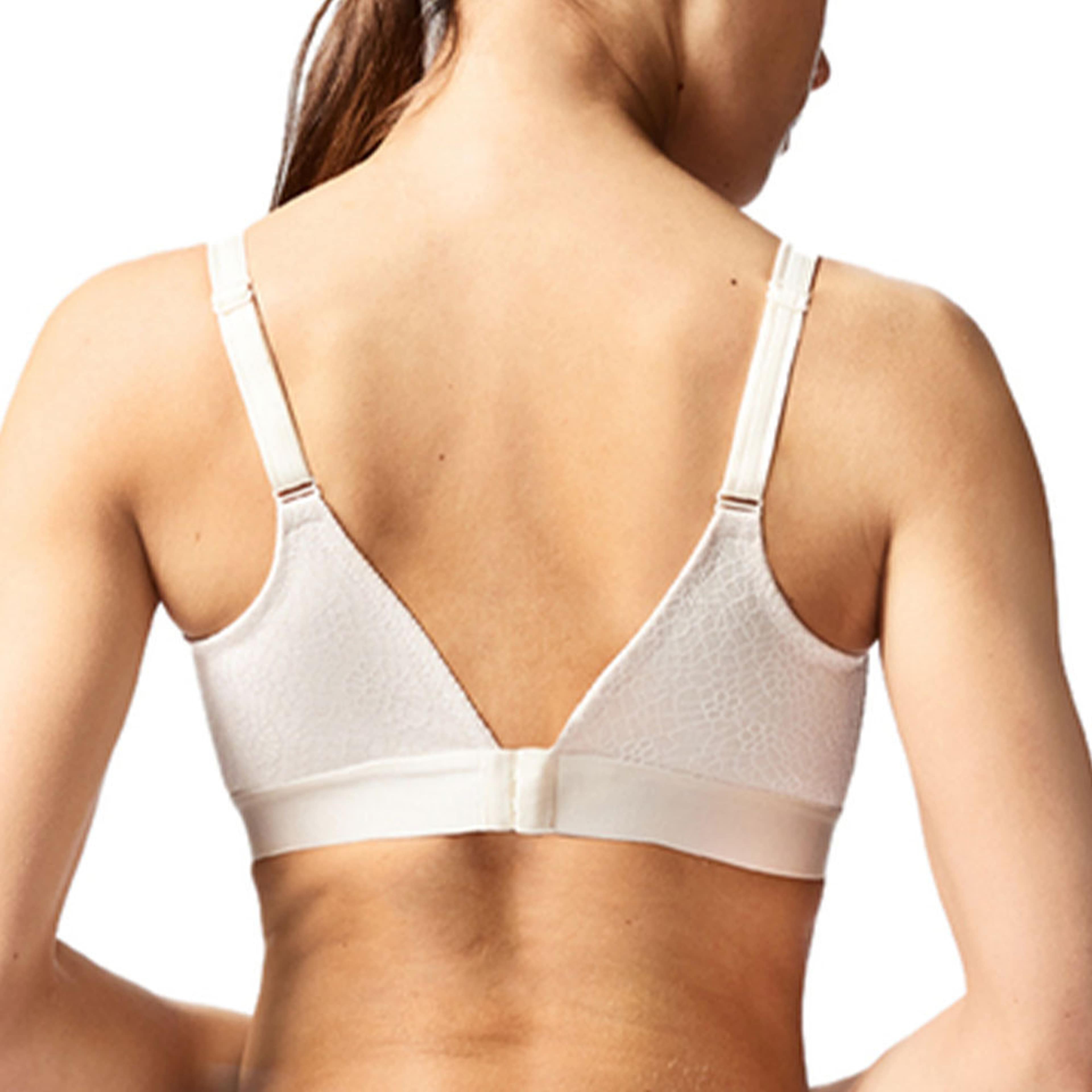 C Magnifique Wirefree Support Bra, från Chantelle, i färgen Ivory. Klicka för att öppna bilden i stort format