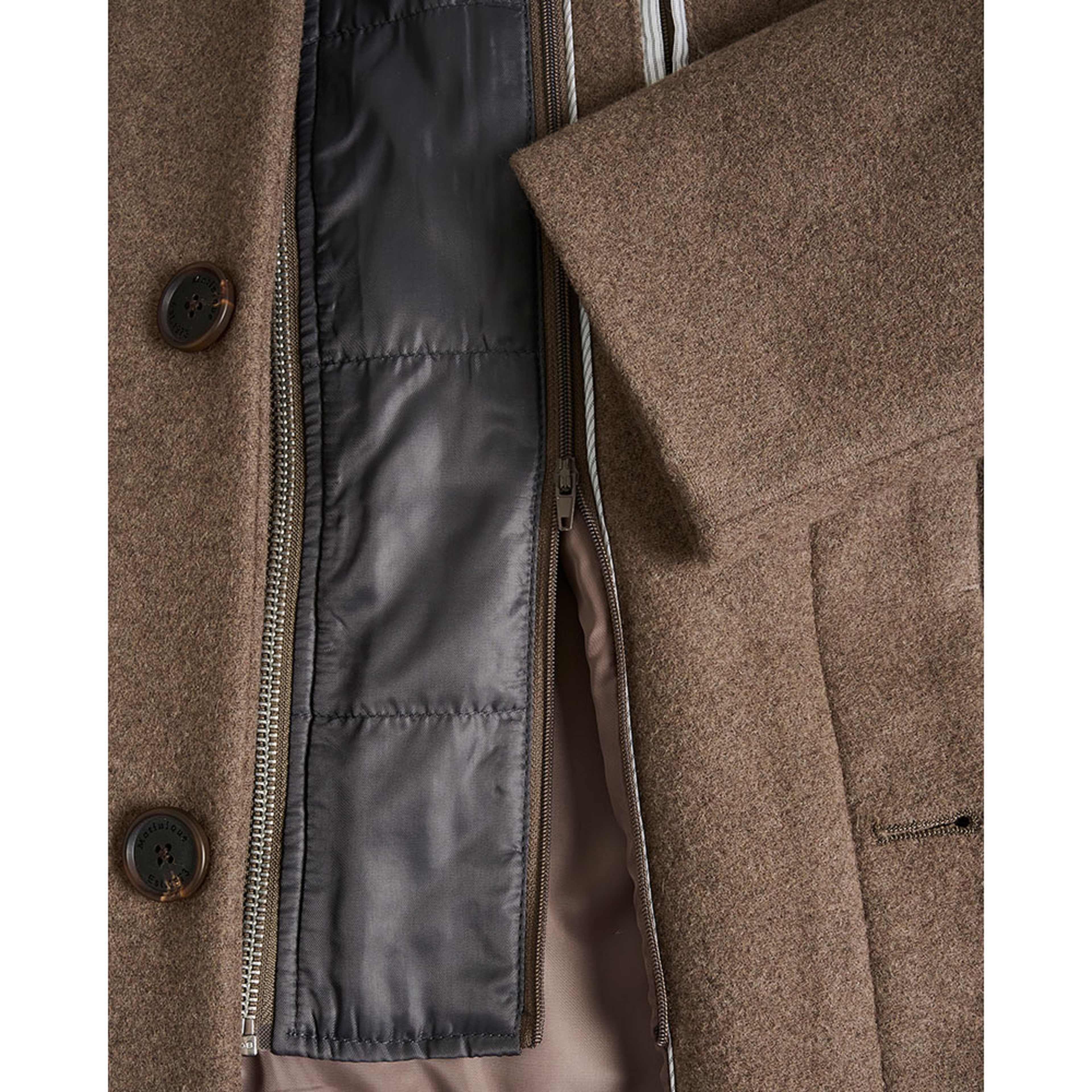 Harvey Outerwear, från Matinique, i färgen Walnut.