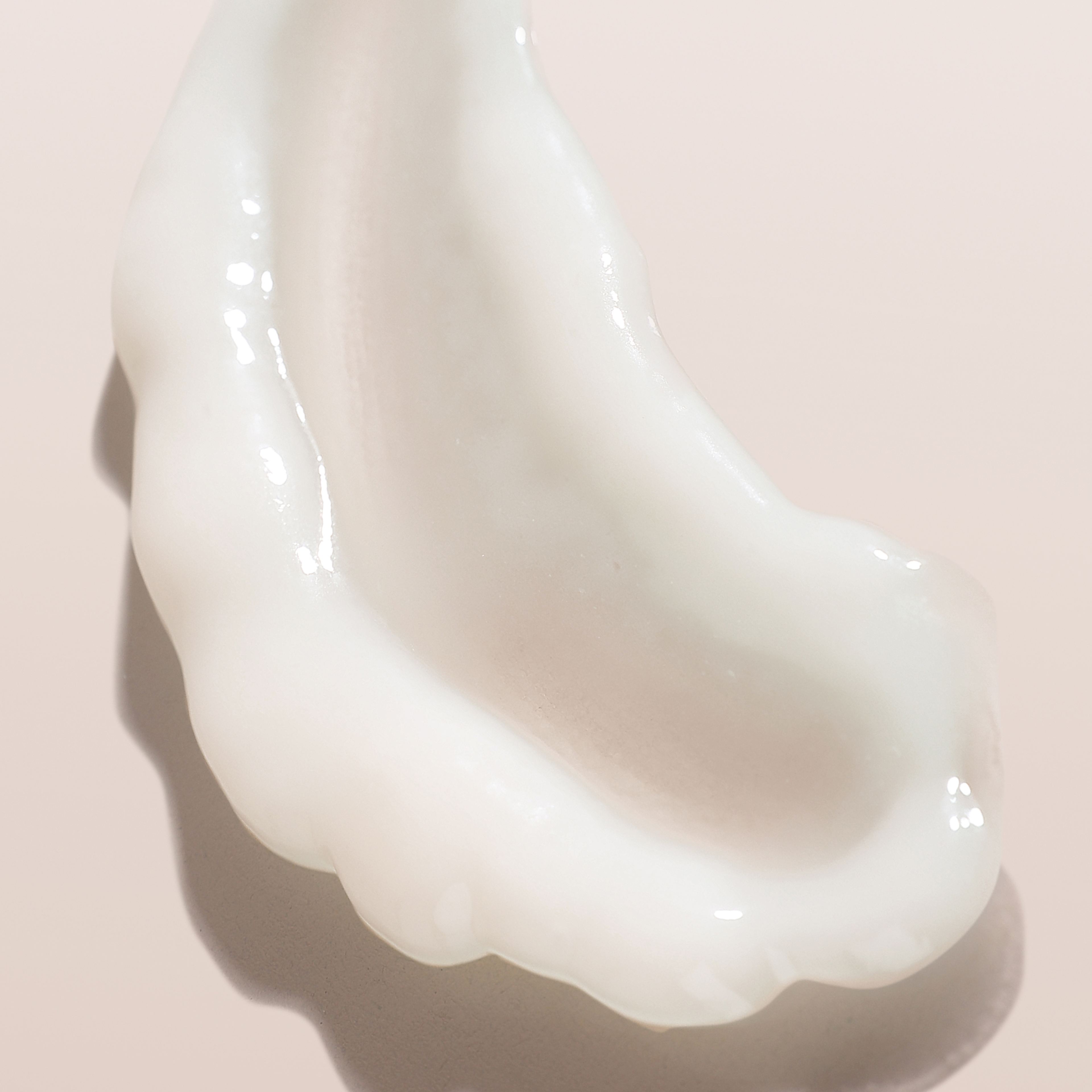 Noni Glow Sleeping Mask, från KORA Organics. Klicka för att öppna bilden i stort format