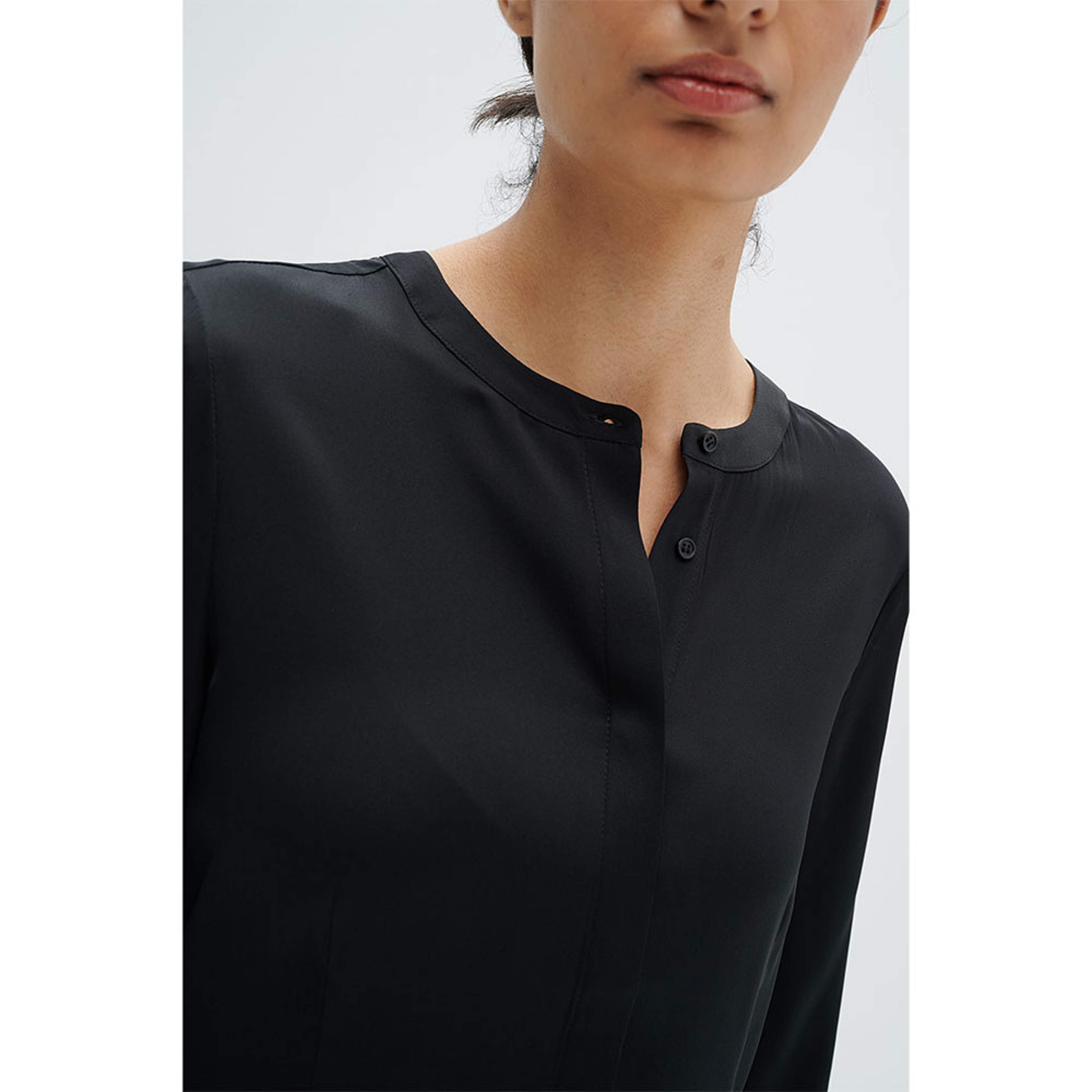 LikoIW  Shirt