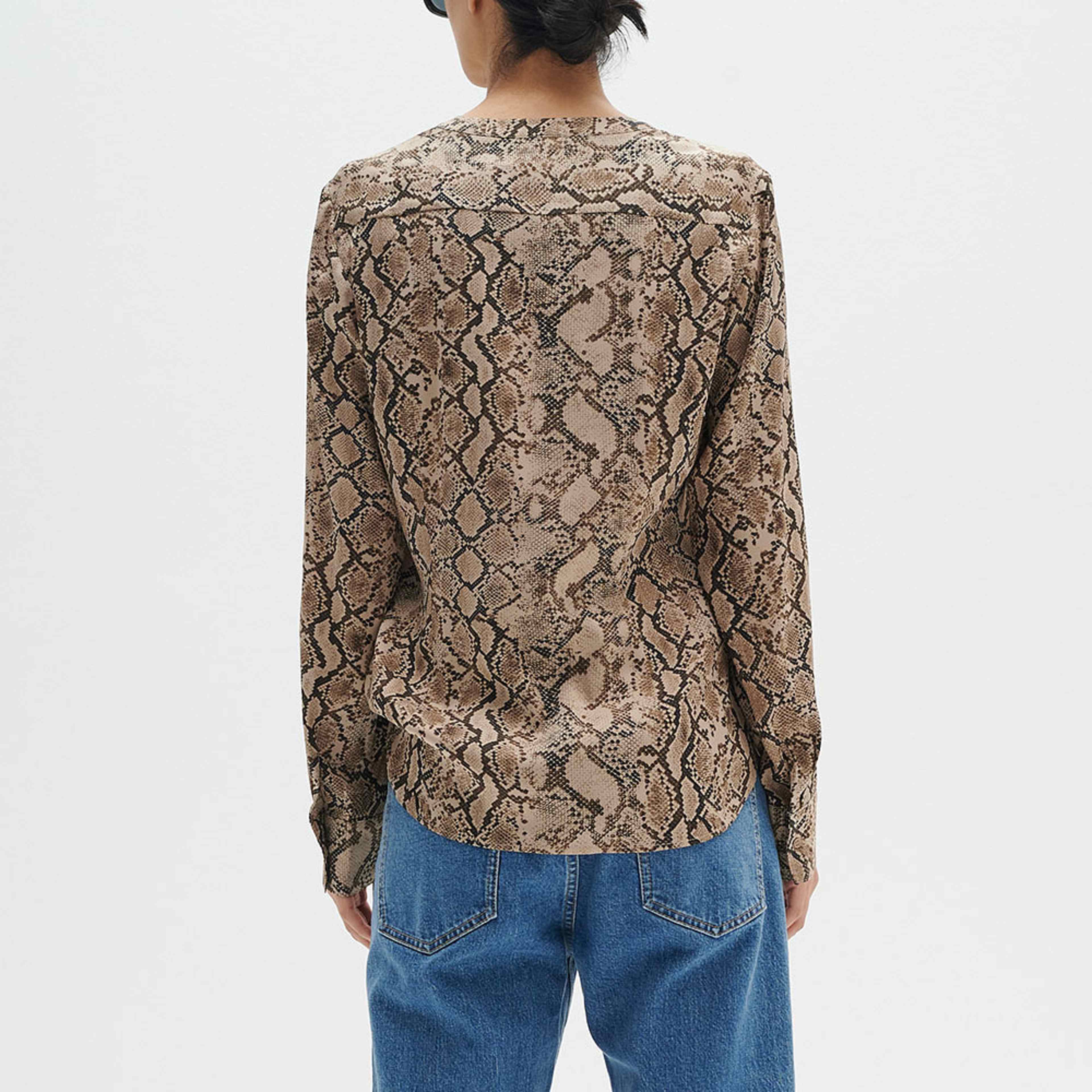 LikoIW Print Shirt