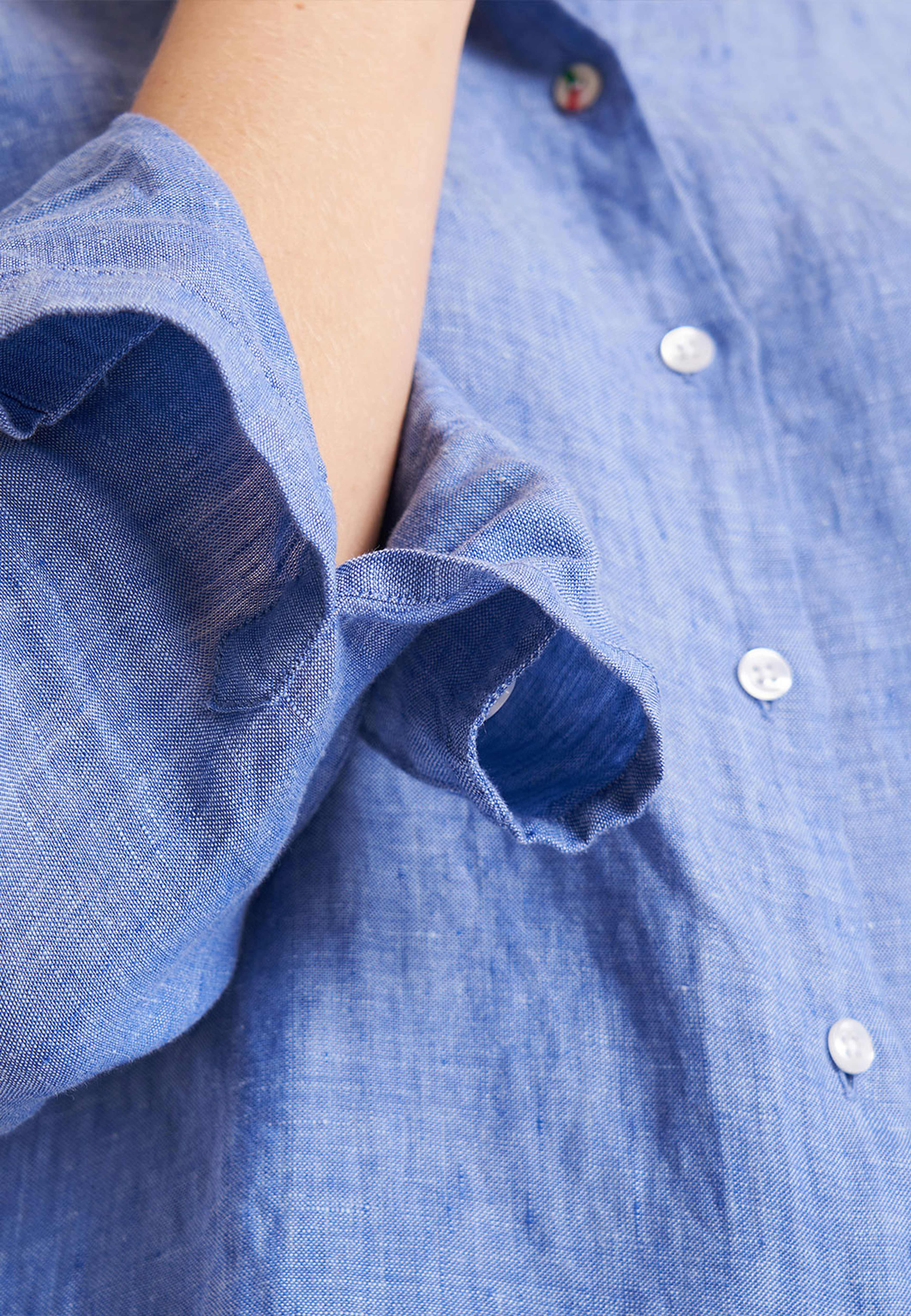 Linö Linneskjorta, från Boomerang, i färgen Blue Nile. Klicka för att öppna bilden i stort format