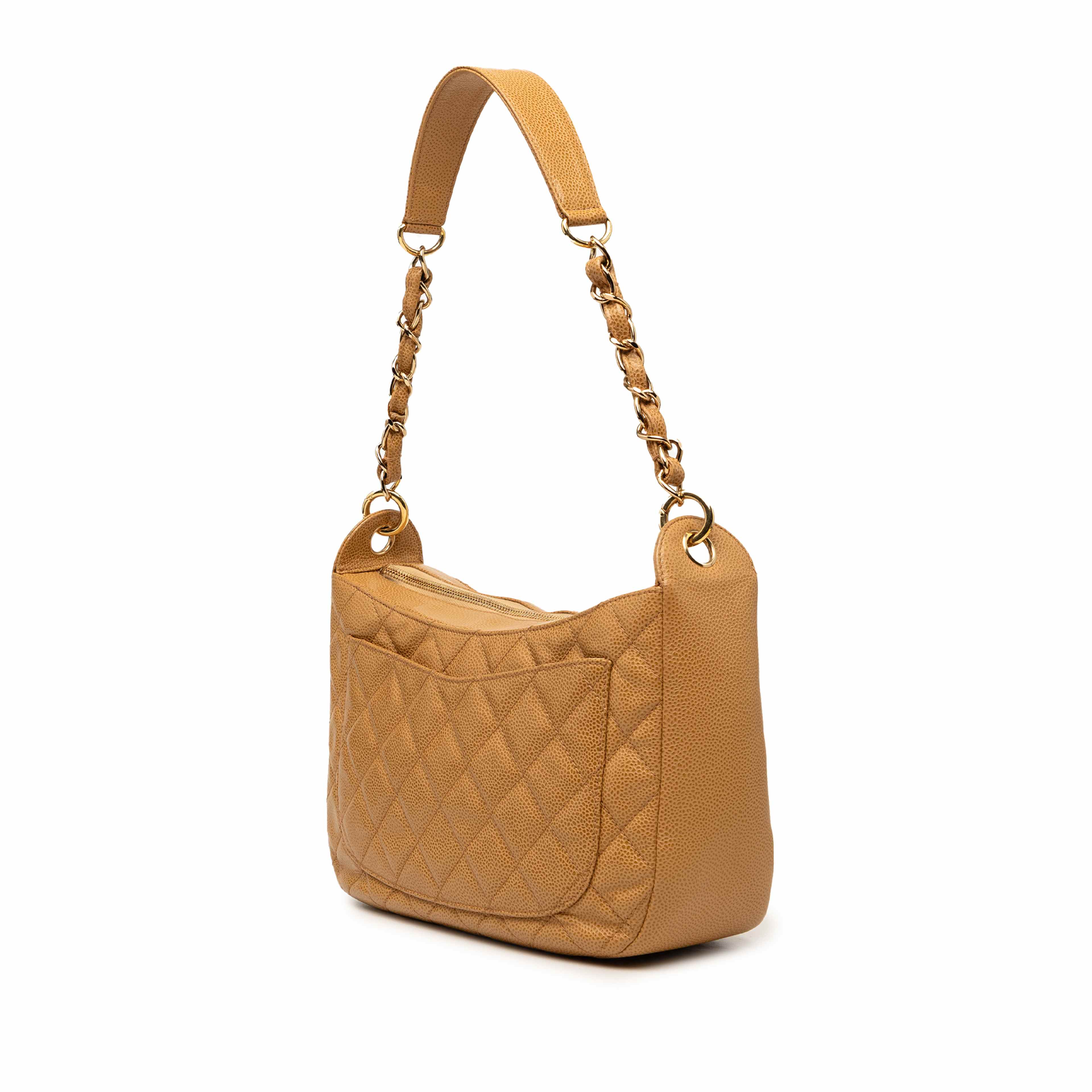 Chanel Cc Quilted Caviar Timeless Shoulder Bag, från Luxclusif, i färgen beige. Klicka för att öppna bilden i stort format