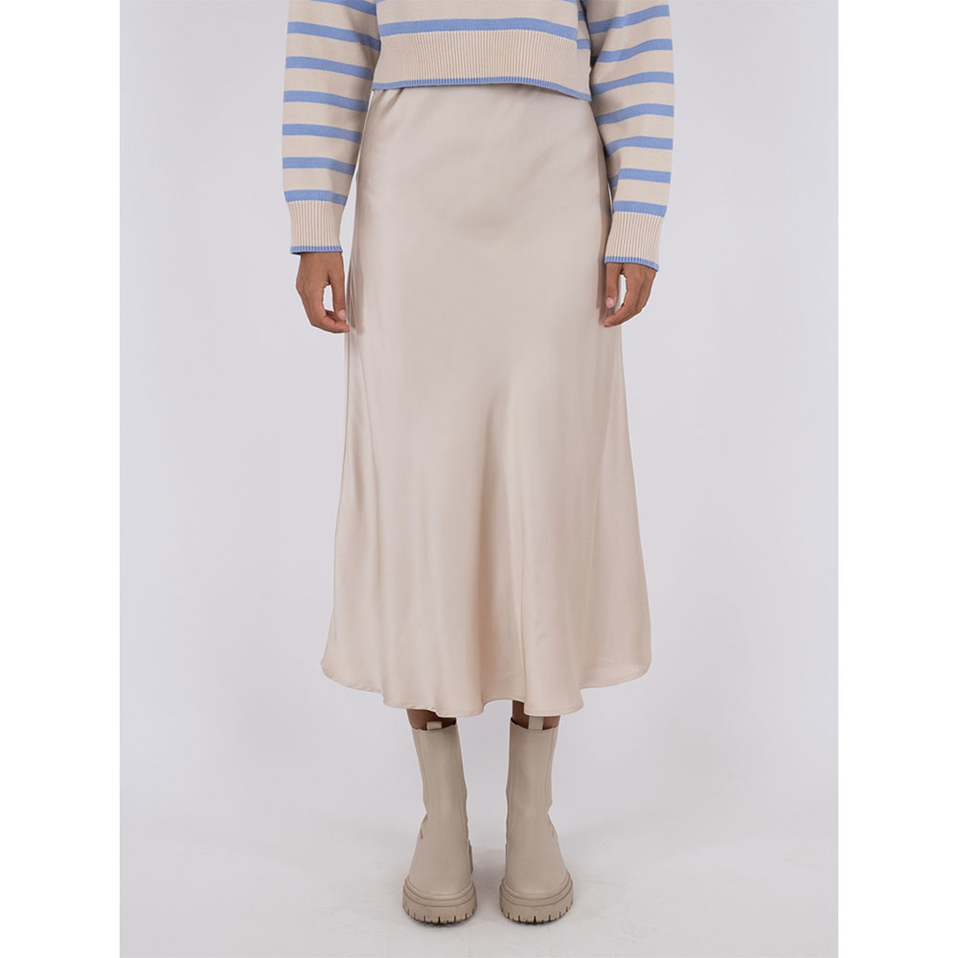 Bovary Skirt, från Neo Noir, i färgen Champagne. Klicka för att öppna bilden i stort format