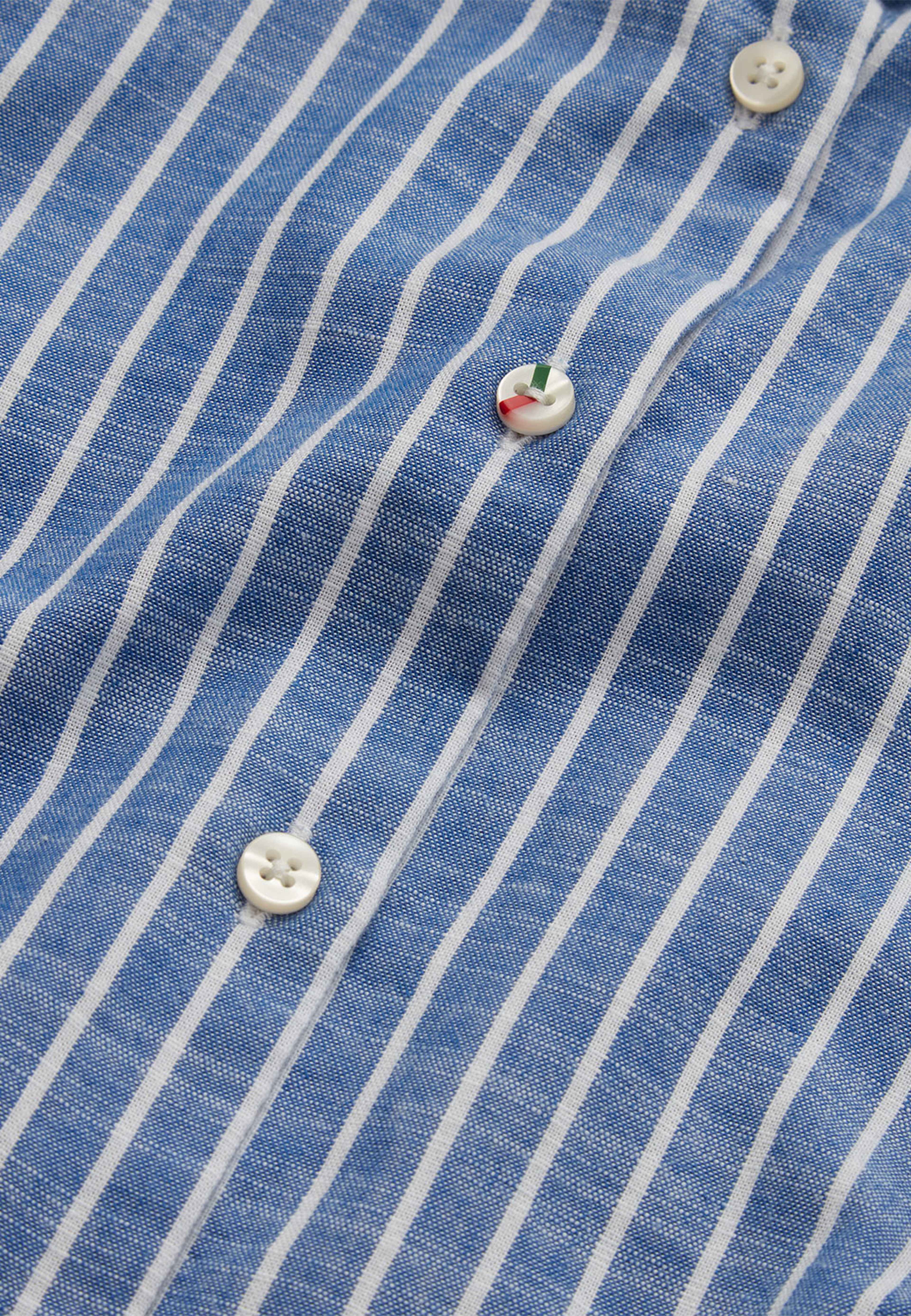 Linö Randig Flaméskjorta, från Boomerang, i färgen Deep Sea. Klicka för att öppna bilden i stort format