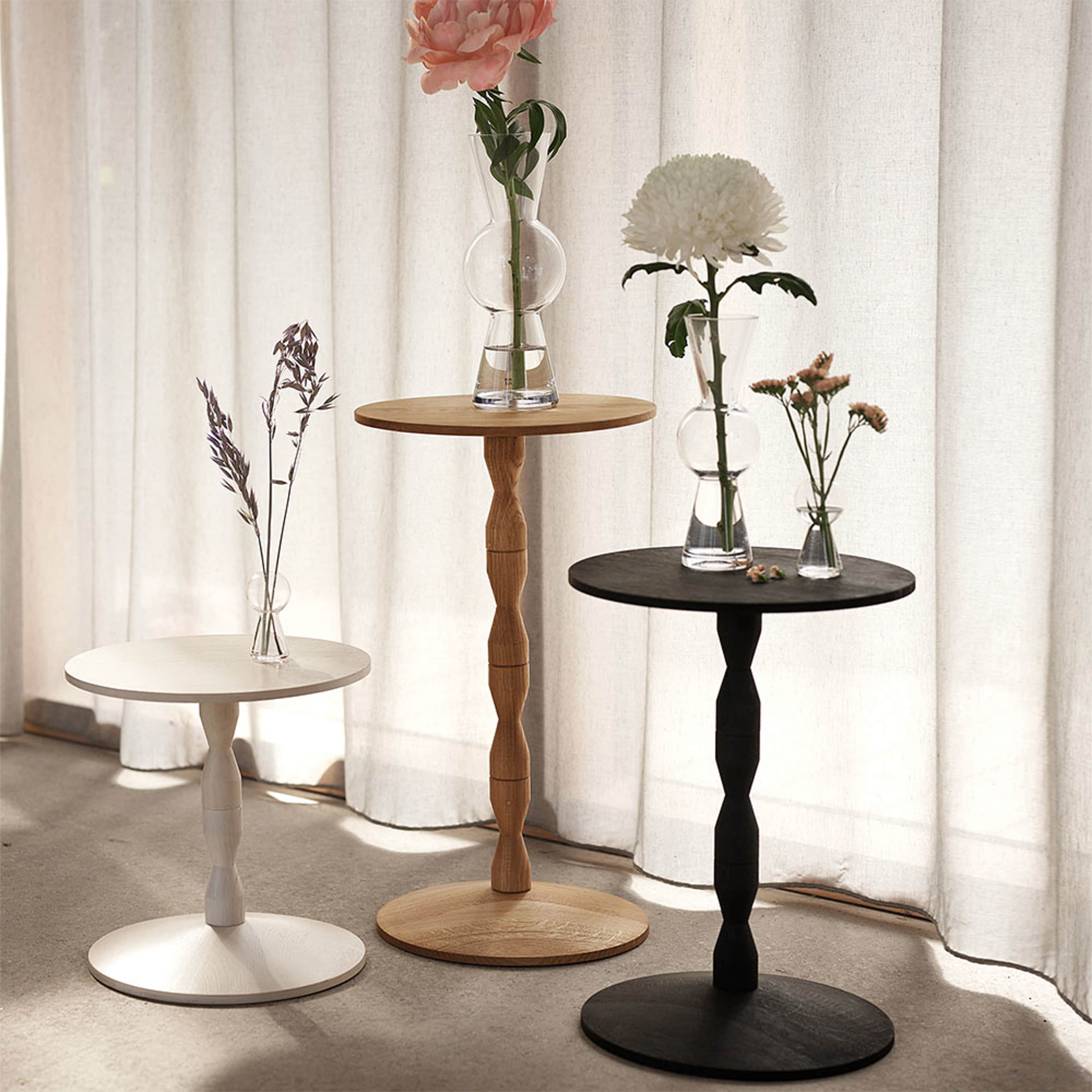 Pedestal Table