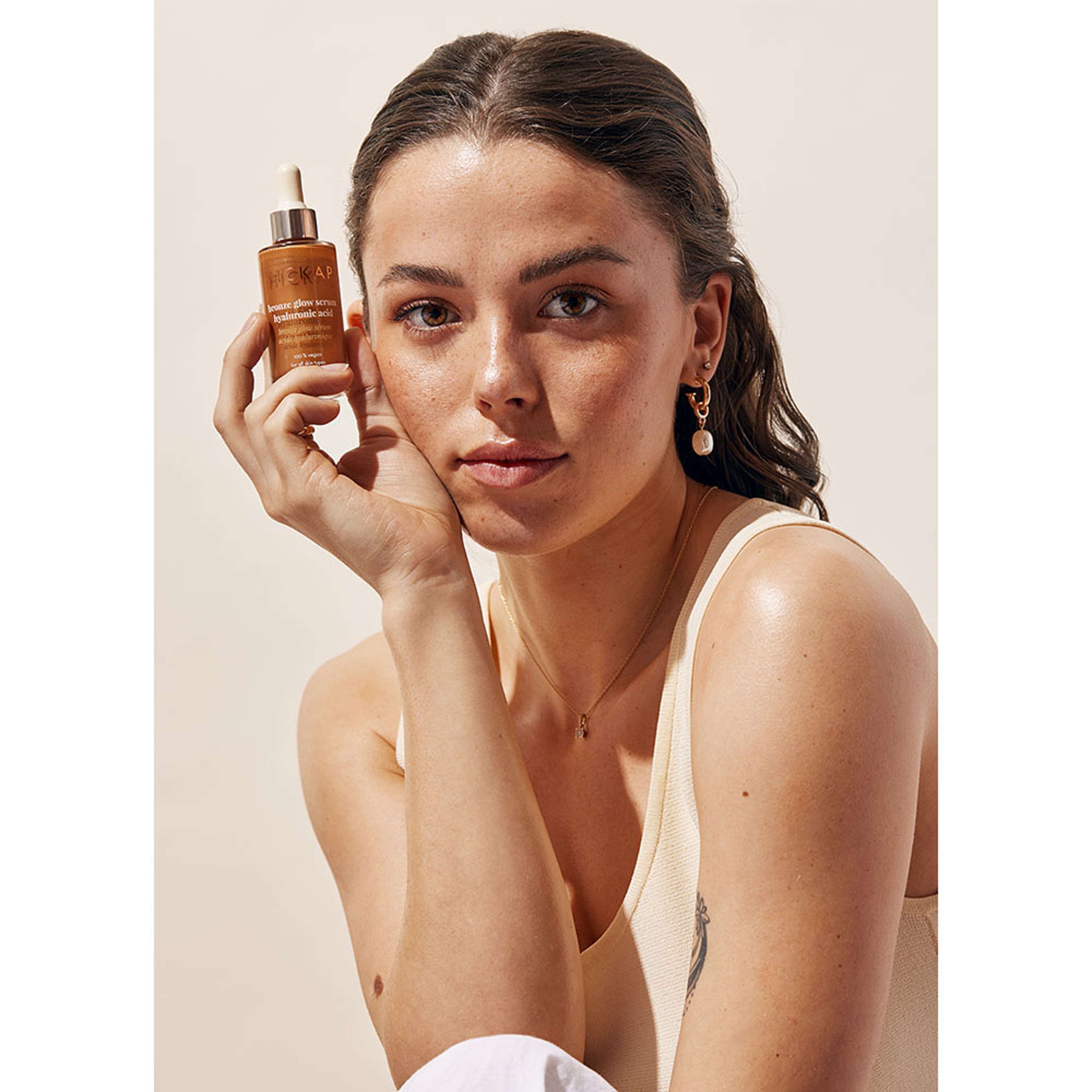 Bronze Glow Serum Hyaluronic Acid 30 ml