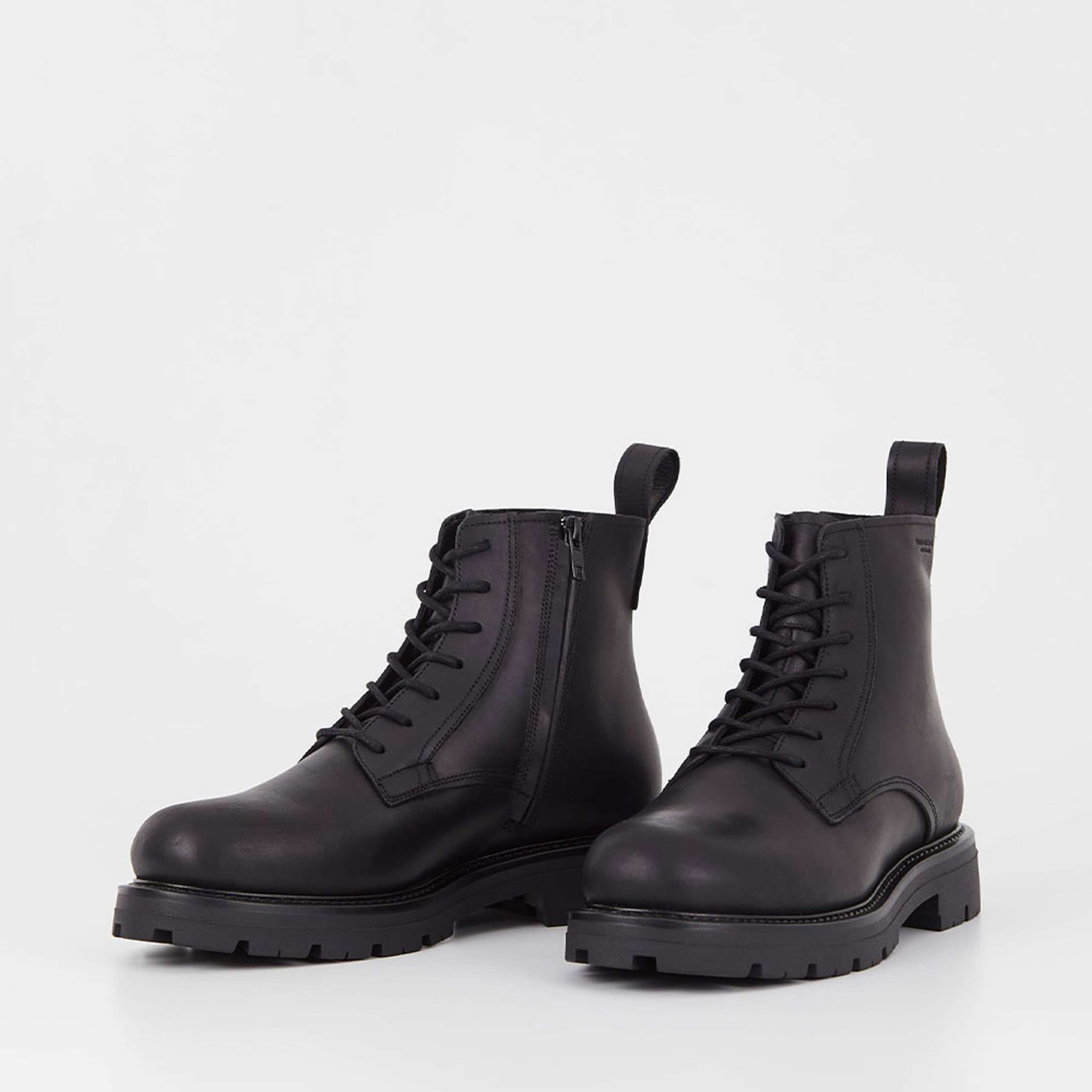 Cameron Boots, från Vagabond Shoemakers, i färgen Off Black.